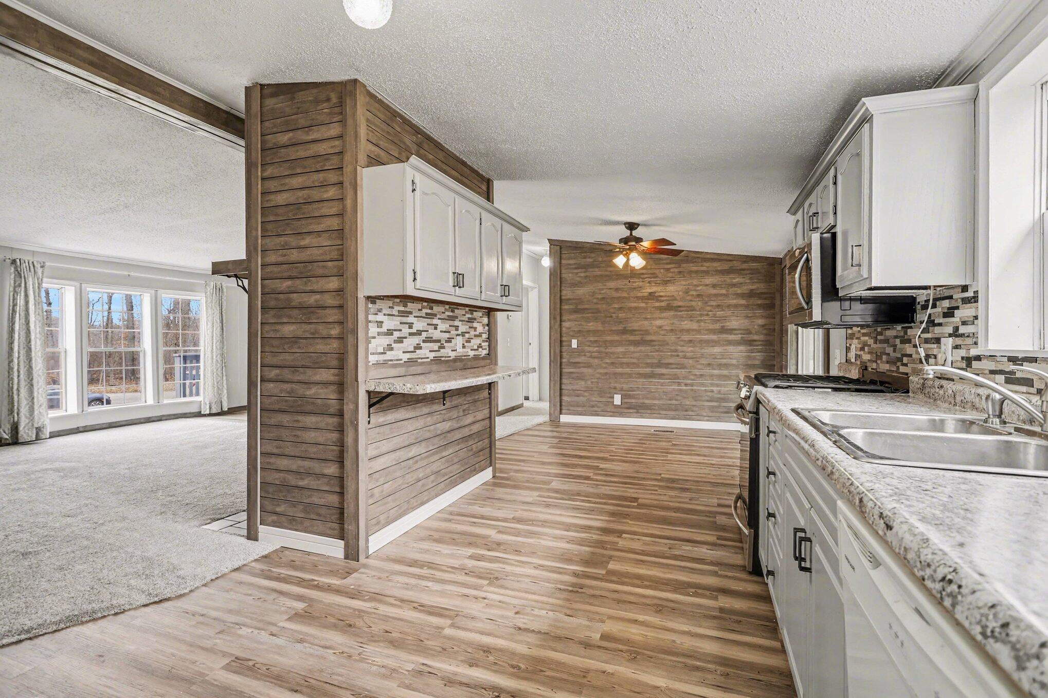 67429 N Shore Drive Edwardsburg MI 49112