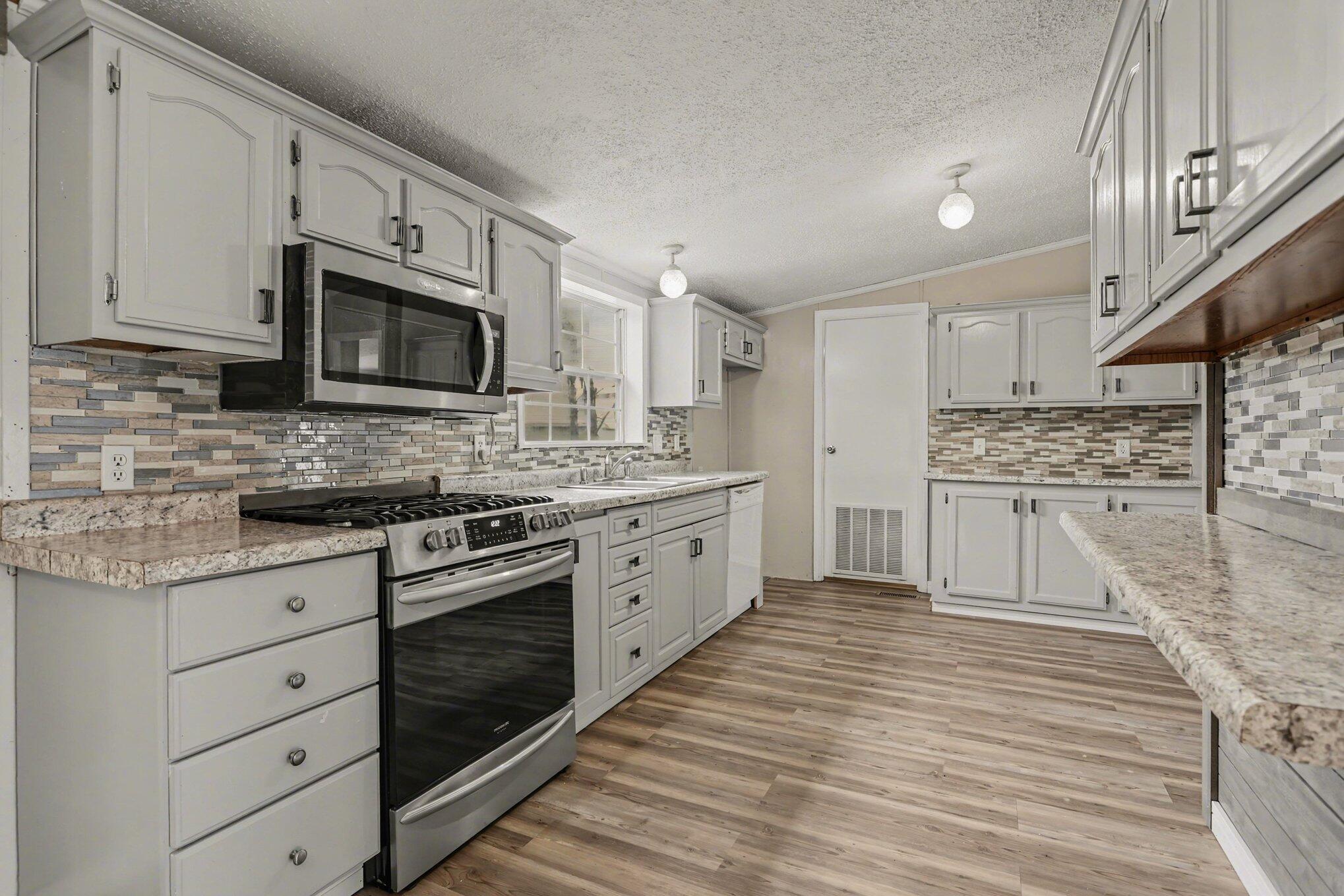 67429 N Shore Drive Edwardsburg MI 49112