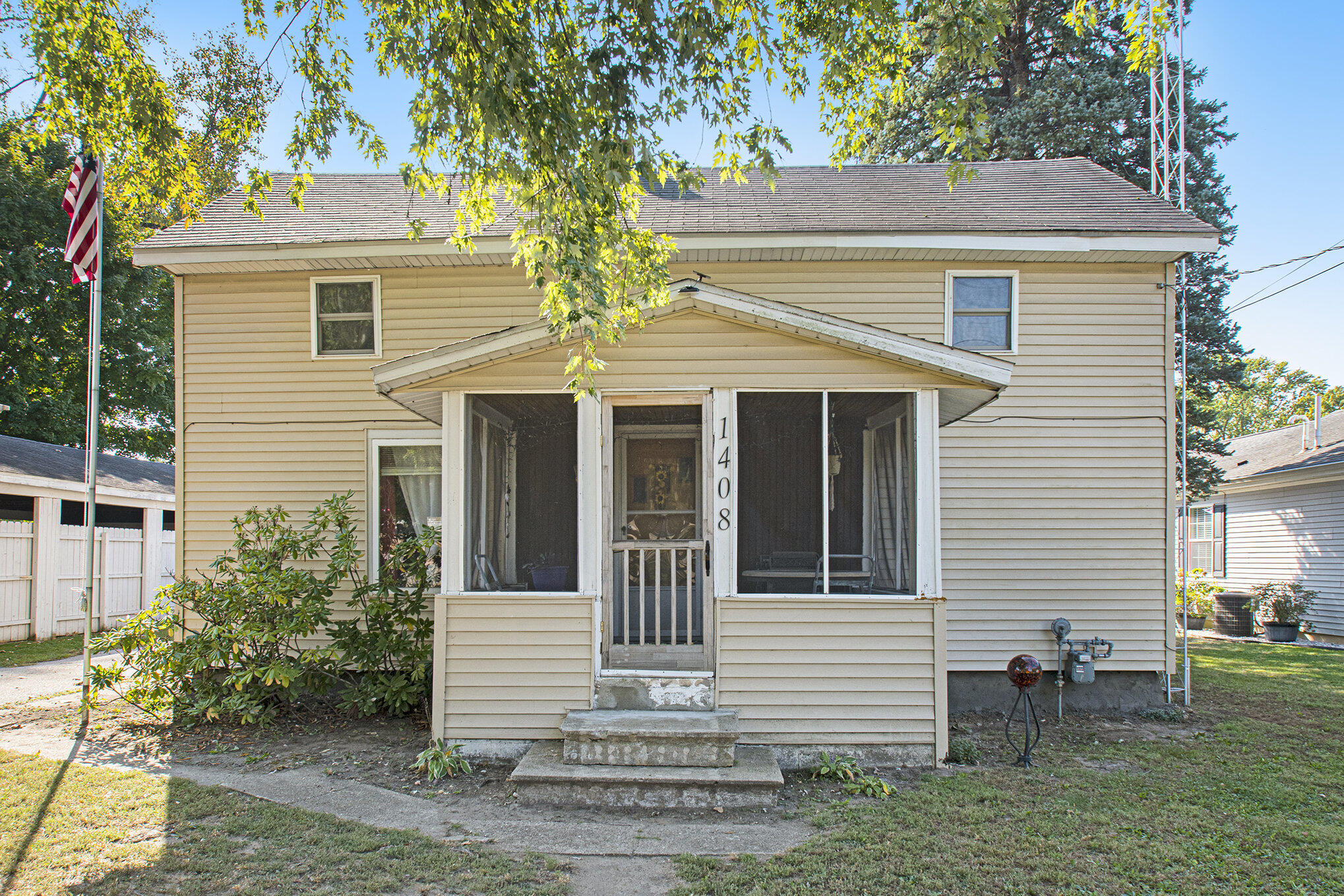 1408 Silverbrook Avenue Niles MI 49120