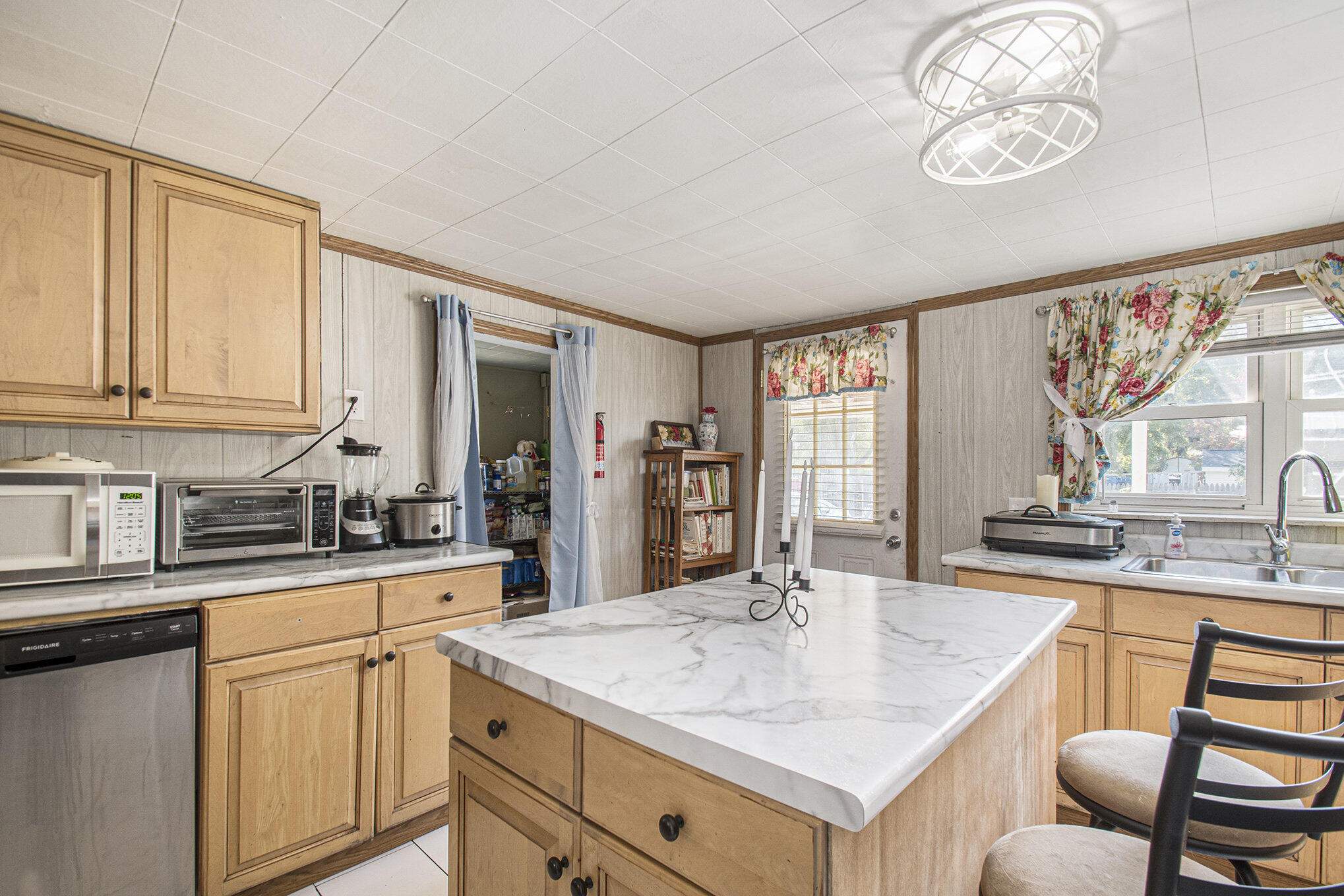 1408 Silverbrook Avenue Niles MI 49120