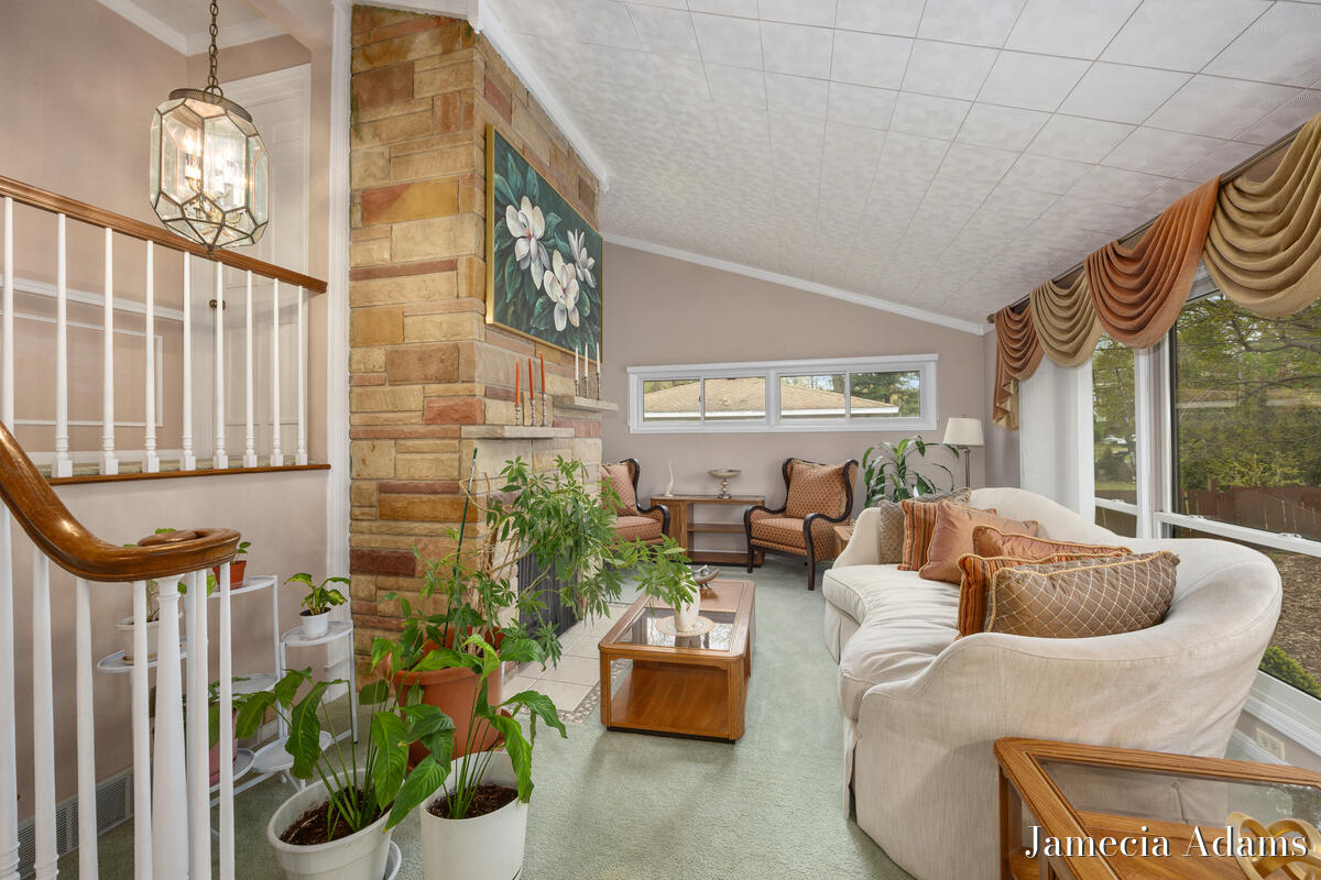 4726 Poinsettia Avenue SE Grand Rapids MI 49508