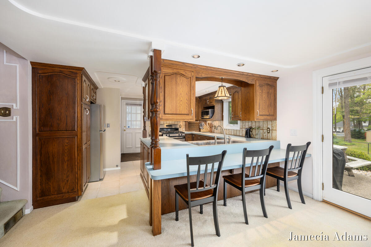 4726 Poinsettia Avenue SE Grand Rapids MI 49508
