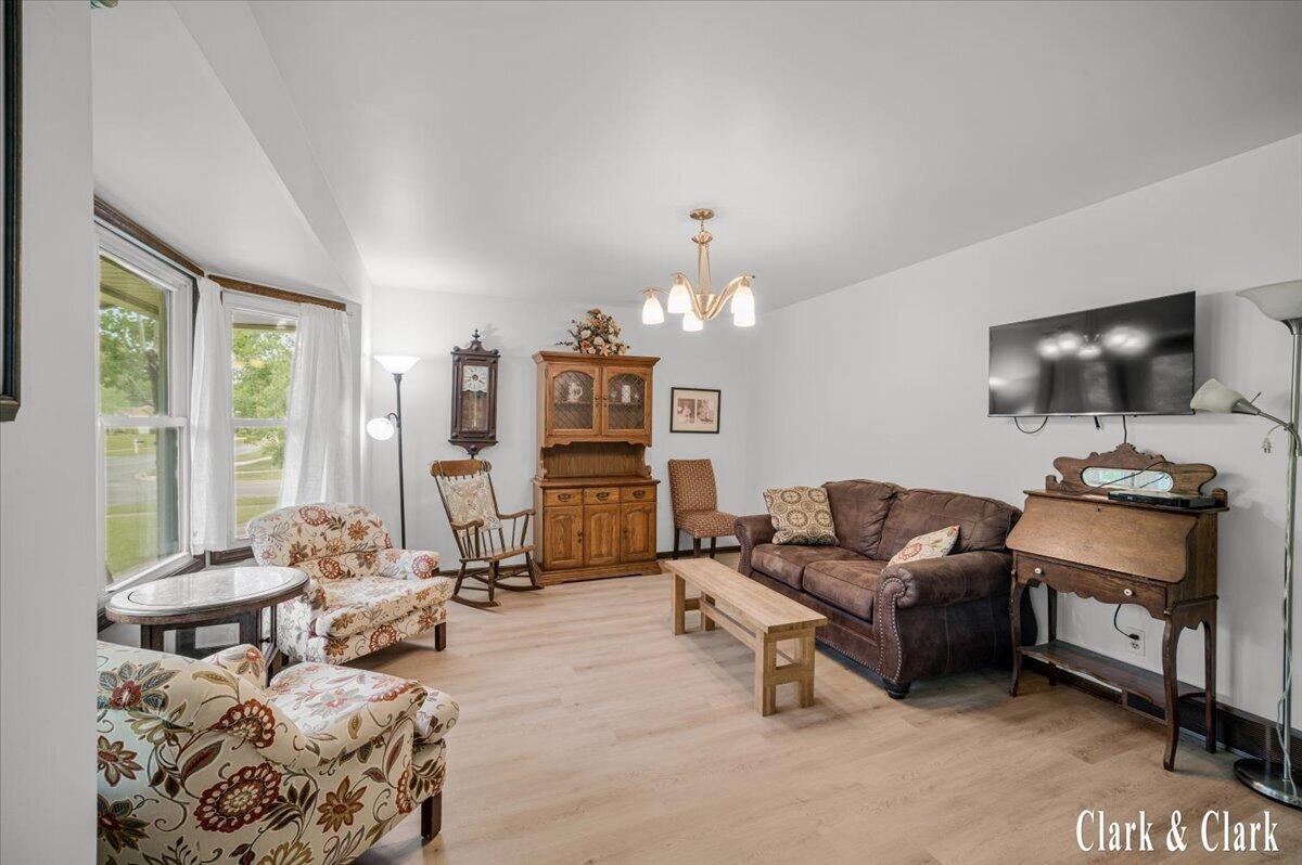 2068 Jamestown Drive SE Grand Rapids MI 49508