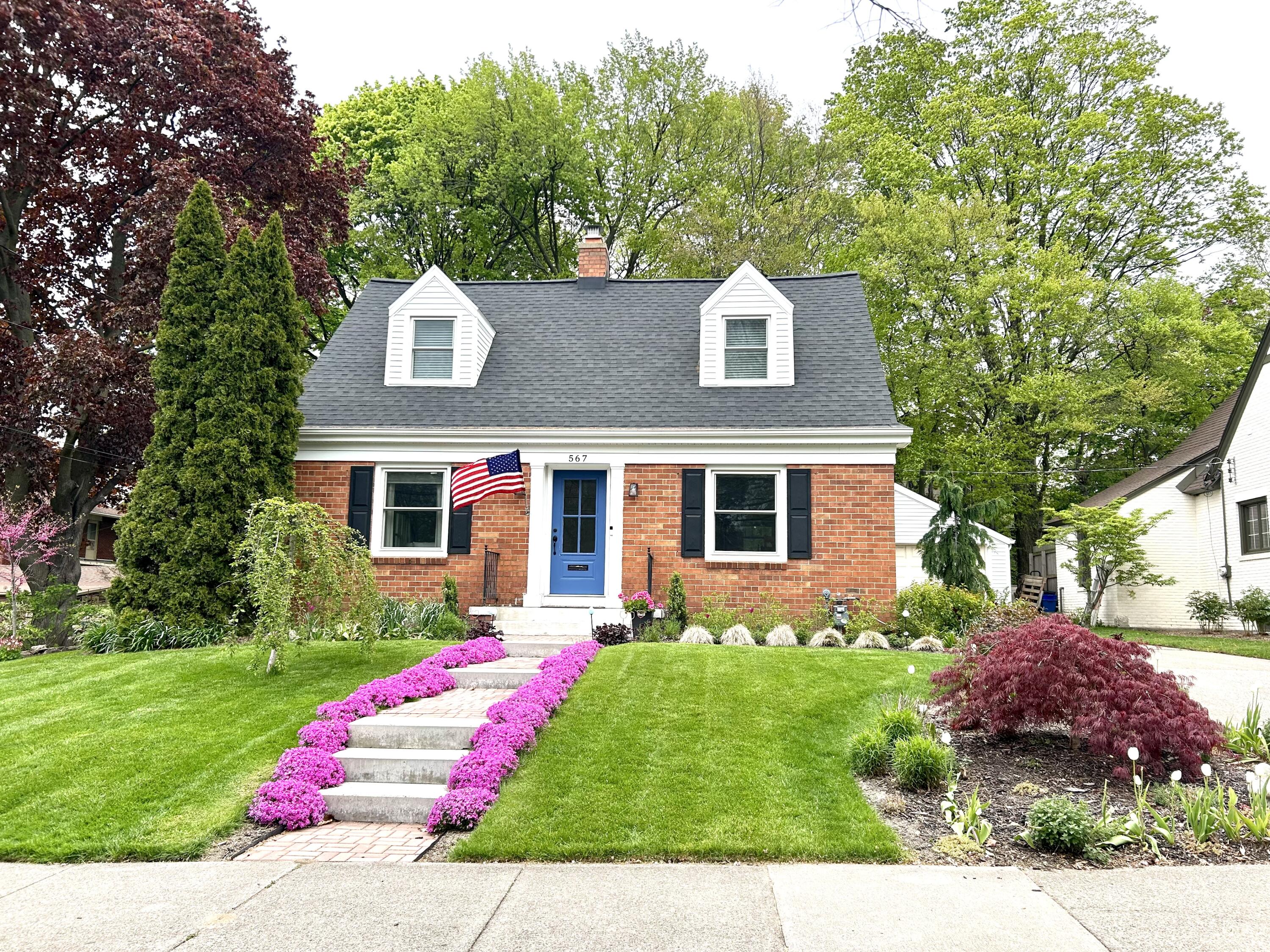 567 Central Avenue Holland MI 49423