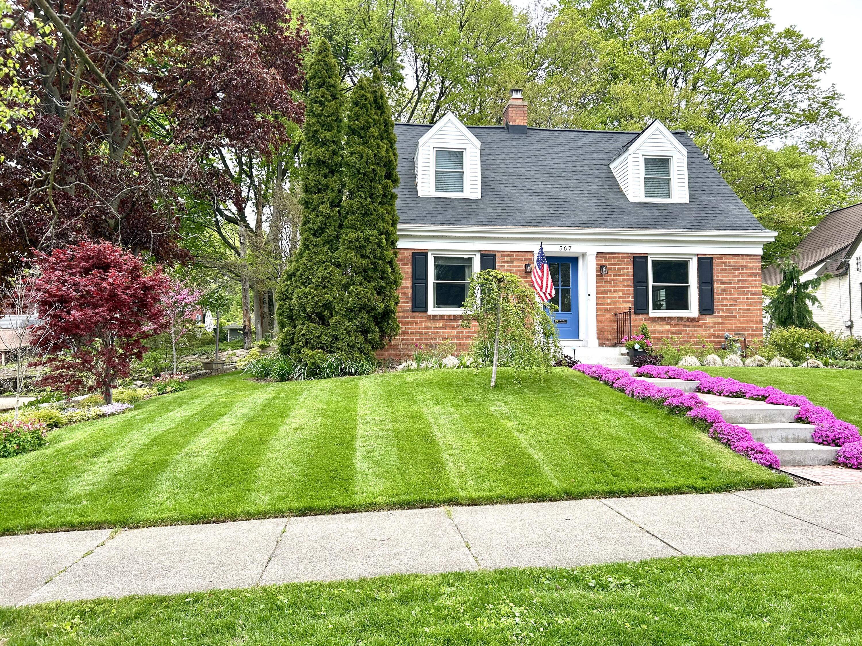567 Central Avenue Holland MI 49423