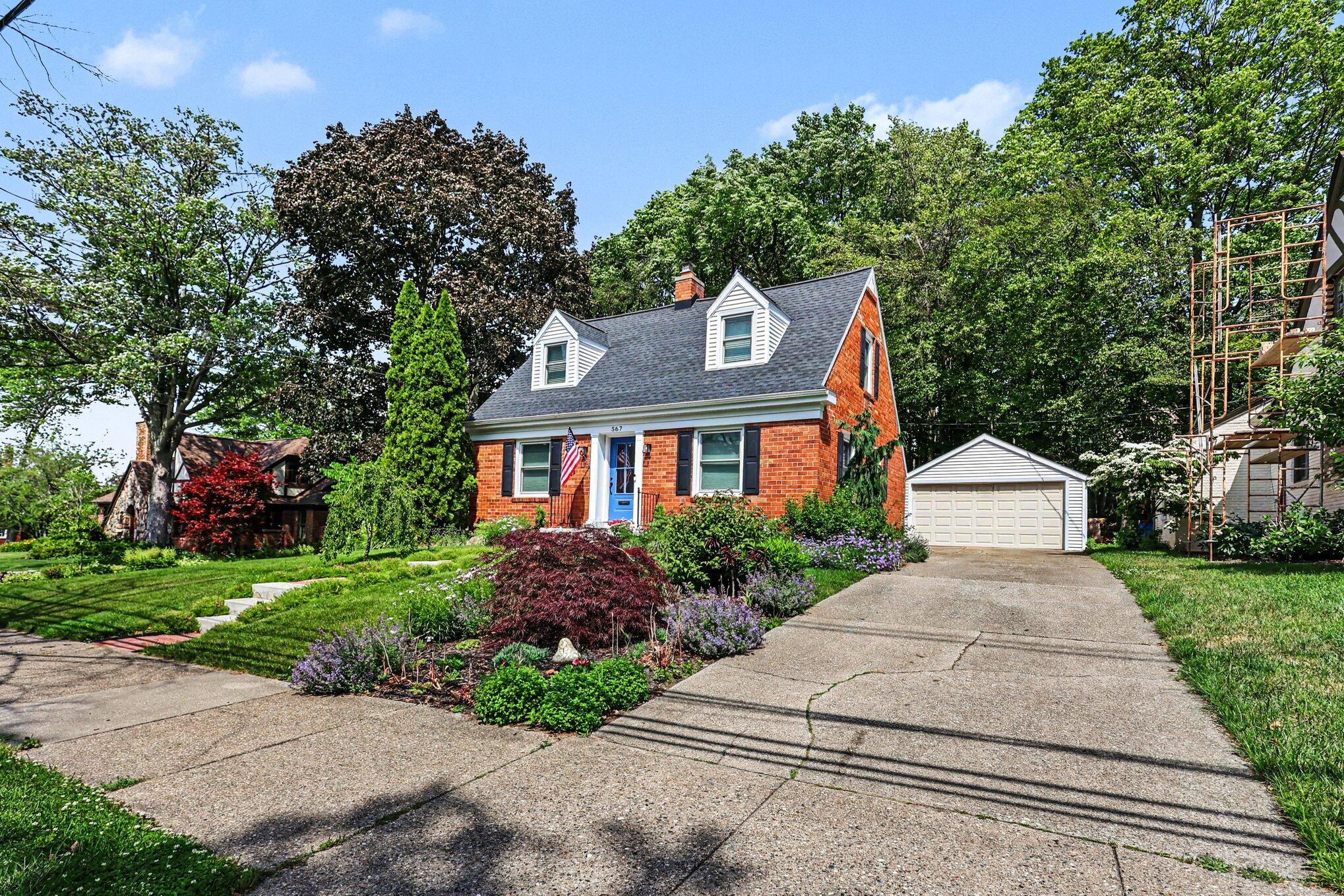 567 Central Avenue Holland MI 49423