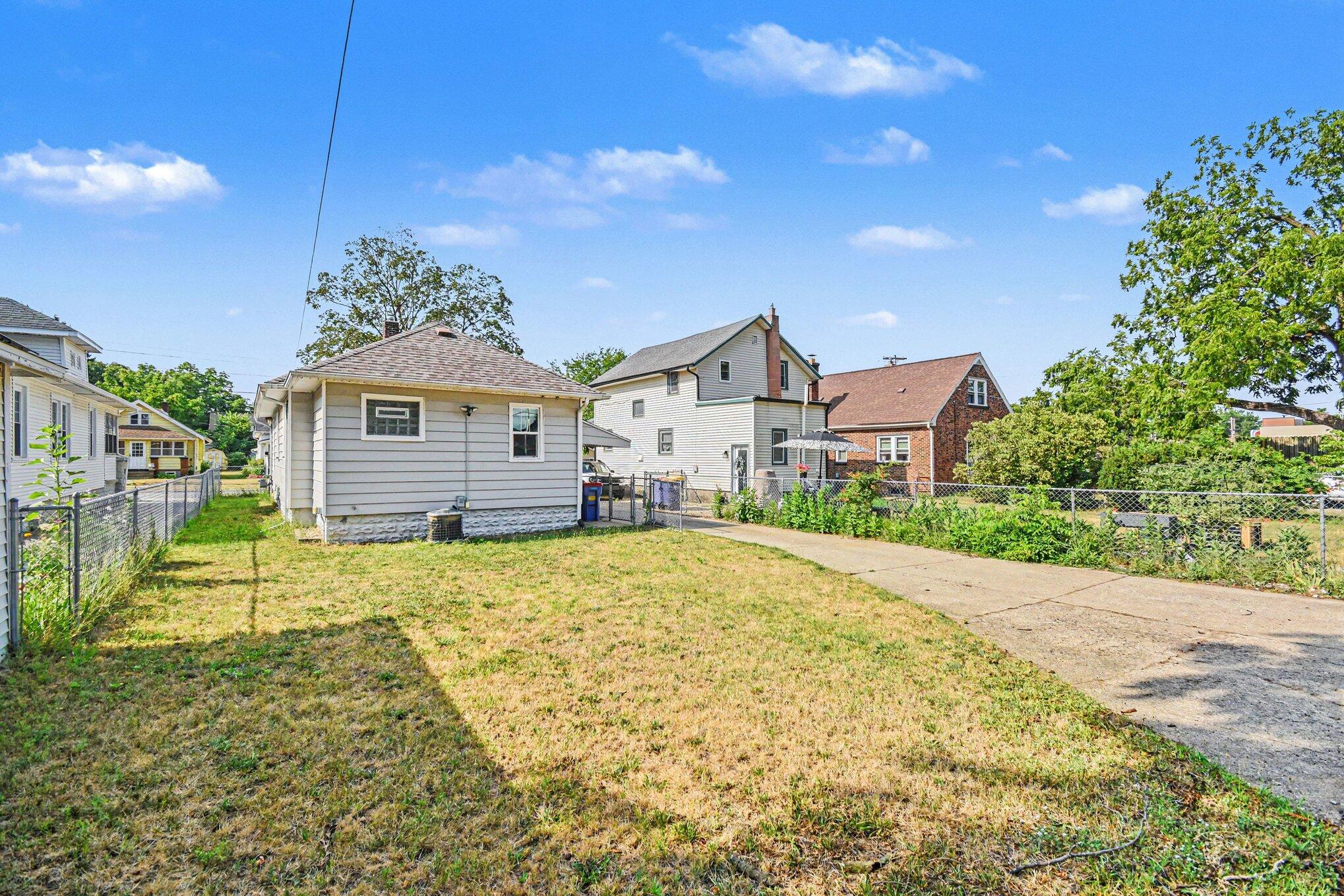 735 Eleanor Street NE Grand Rapids MI 49505