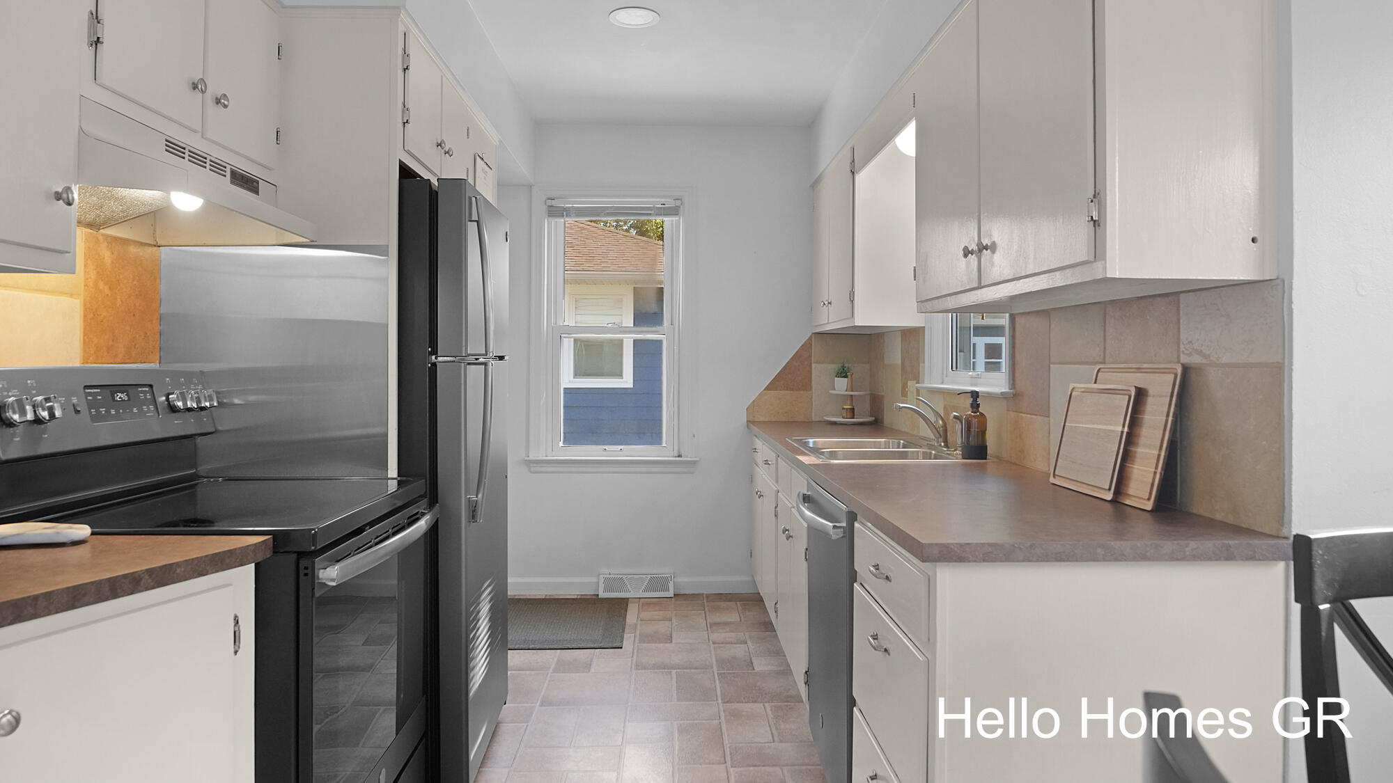 130 Katherine Drive NE Grand Rapids MI 49505