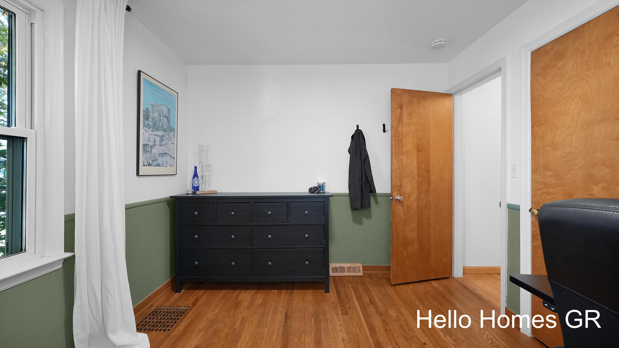 130 Katherine Drive NE Grand Rapids MI 49505