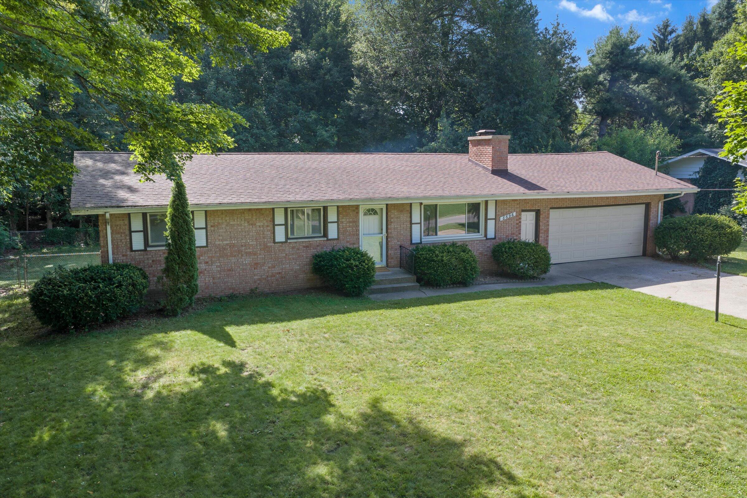 8696 Maplewood Drive Berrien Springs MI 49103