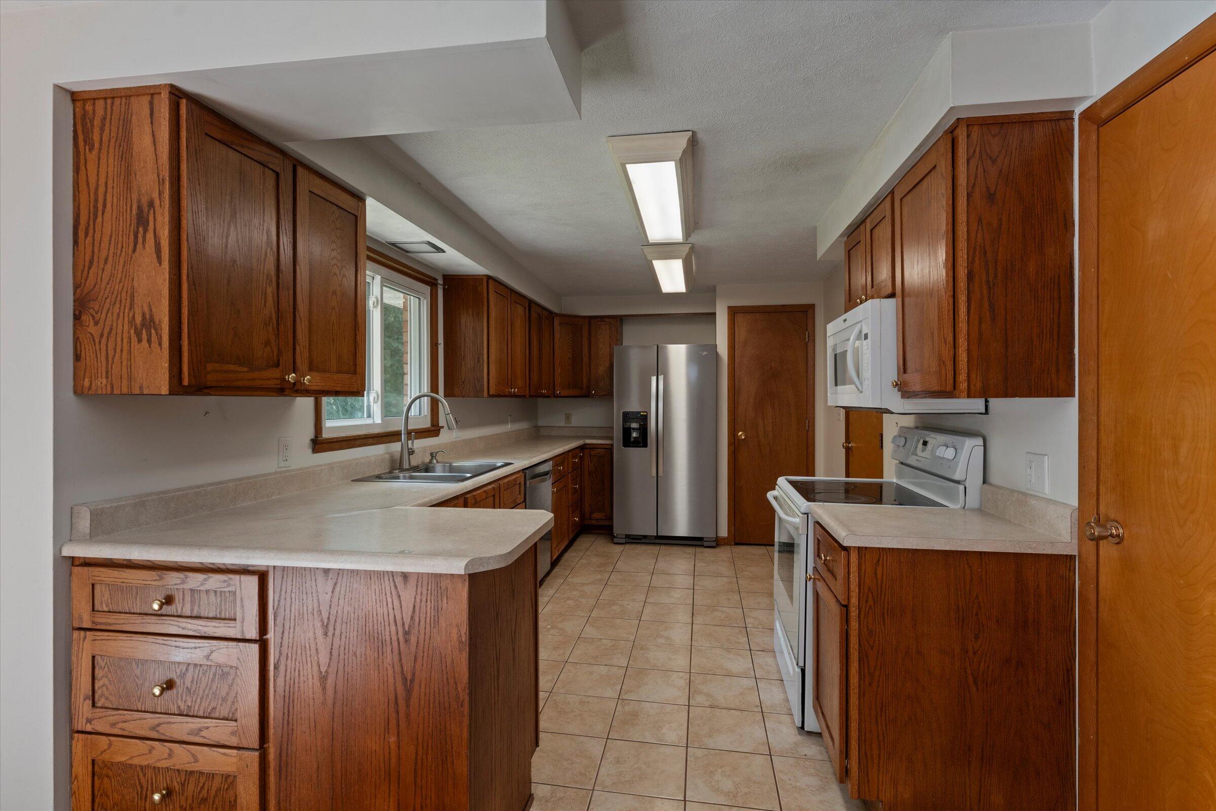 8696 Maplewood Drive Berrien Springs MI 49103