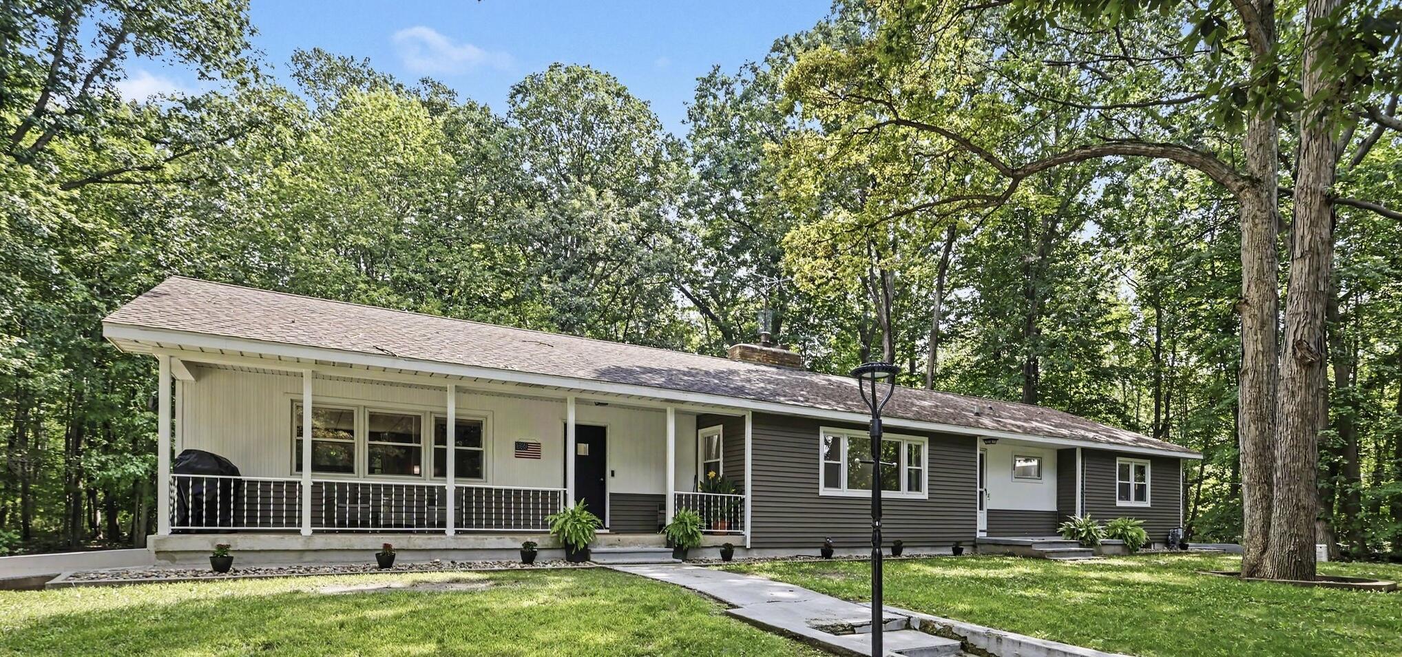 12537 S Wolcott Sawyer MI 49125