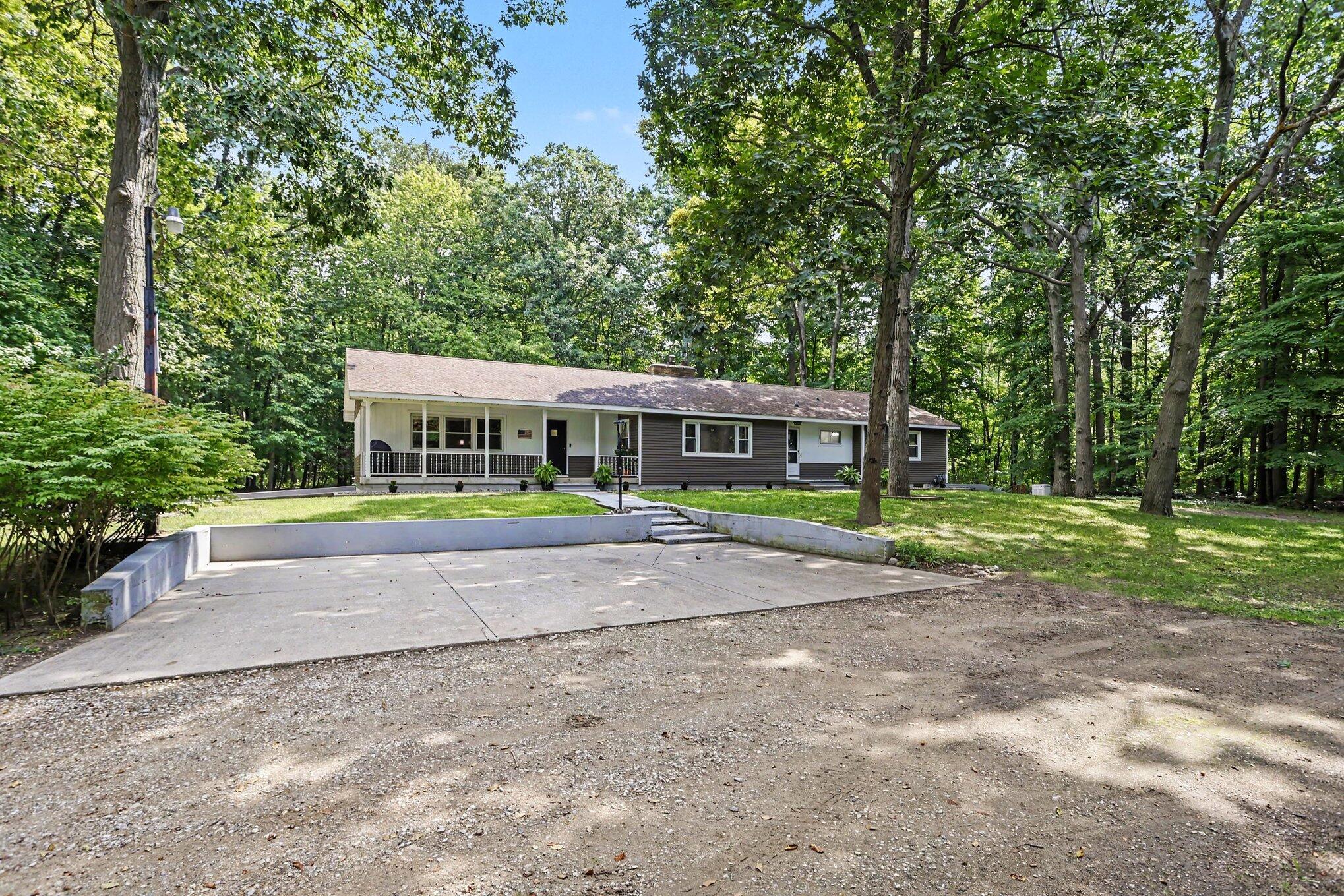 12537 S Wolcott Sawyer MI 49125