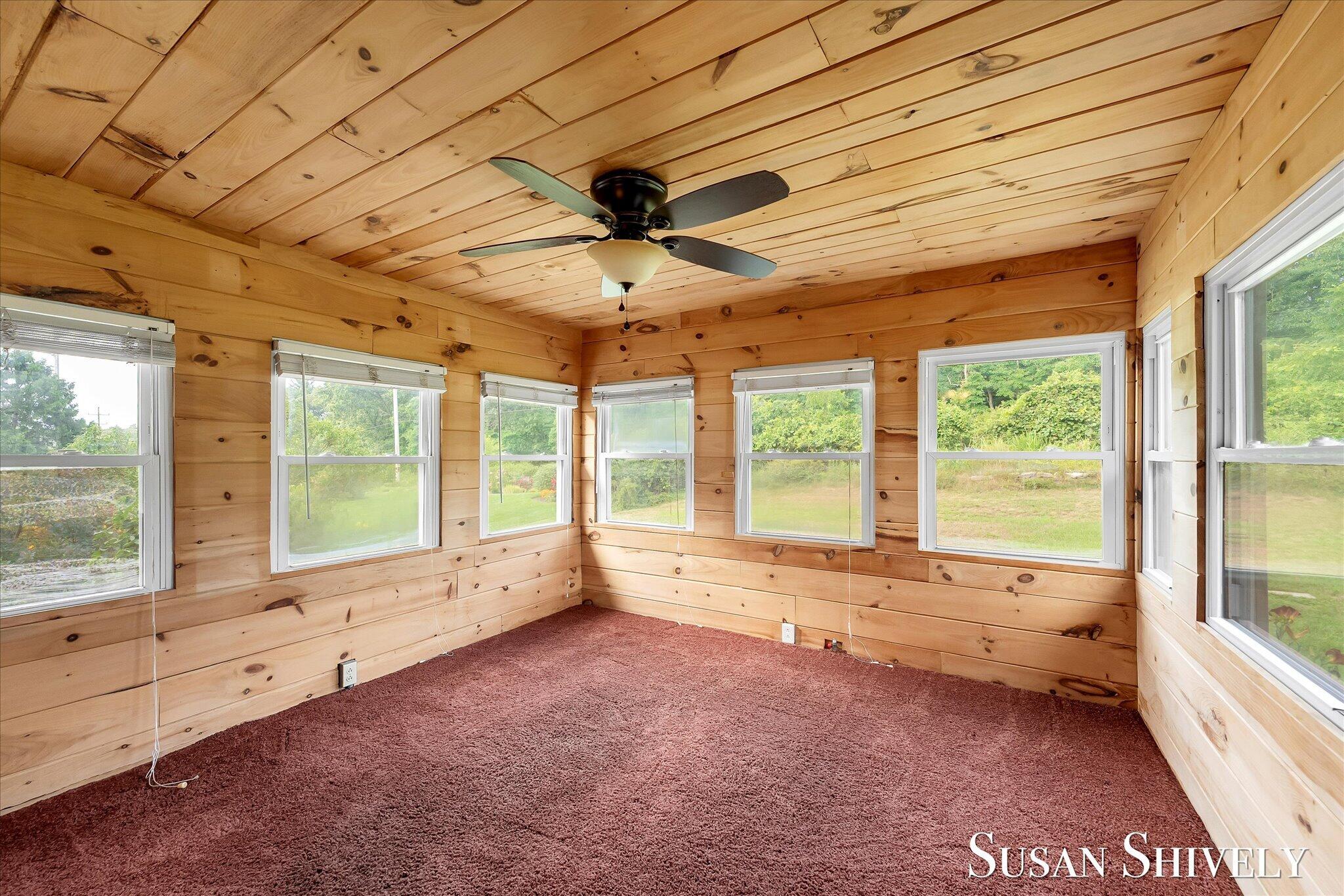 2659 Bryanwood Drive NW Grand Rapids MI 49544