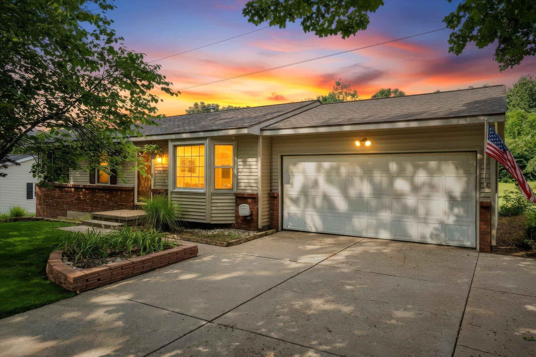 2659 Bryanwood Drive NW Grand Rapids MI 49544