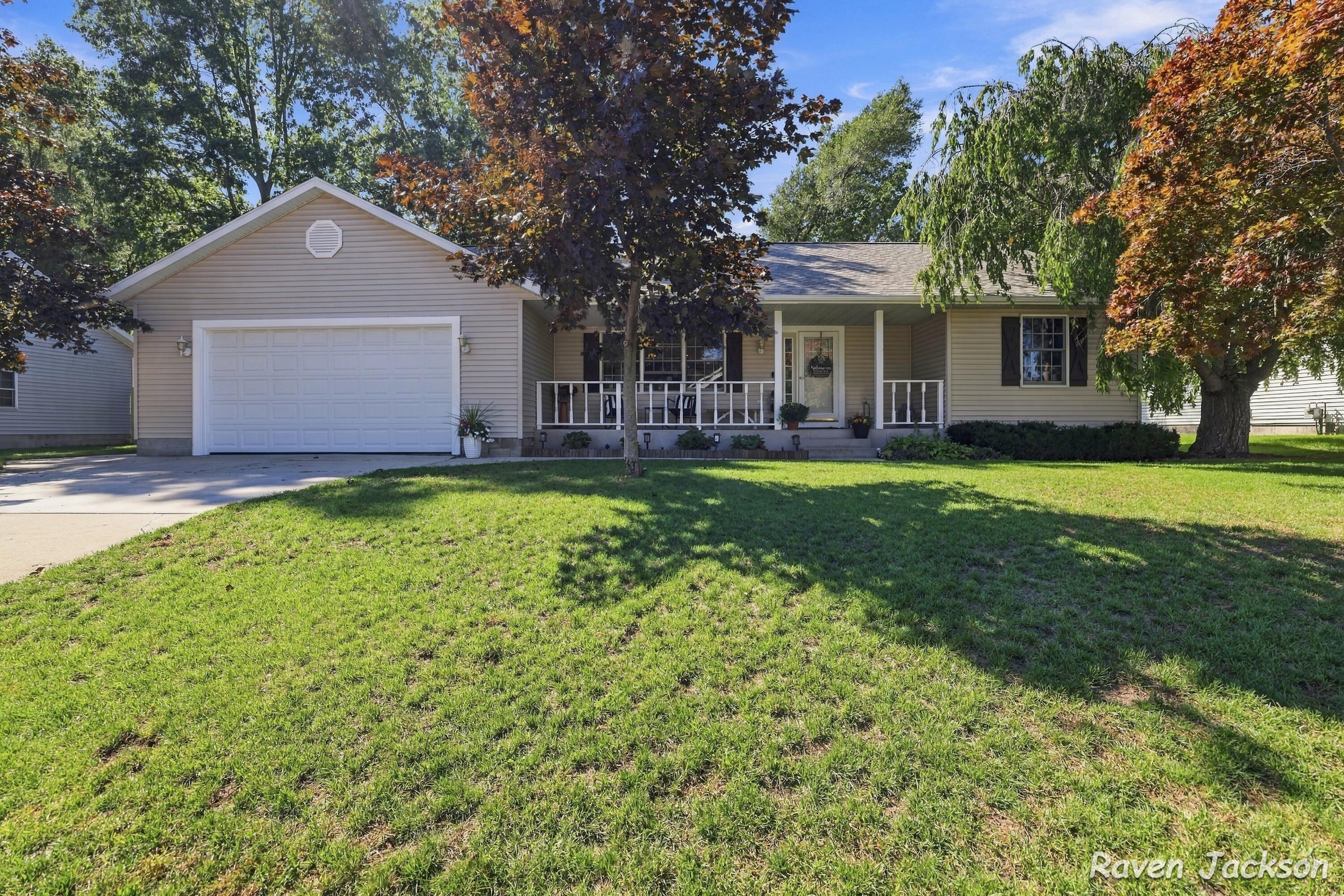 Muskegon MI, 2487 Greenwood Street