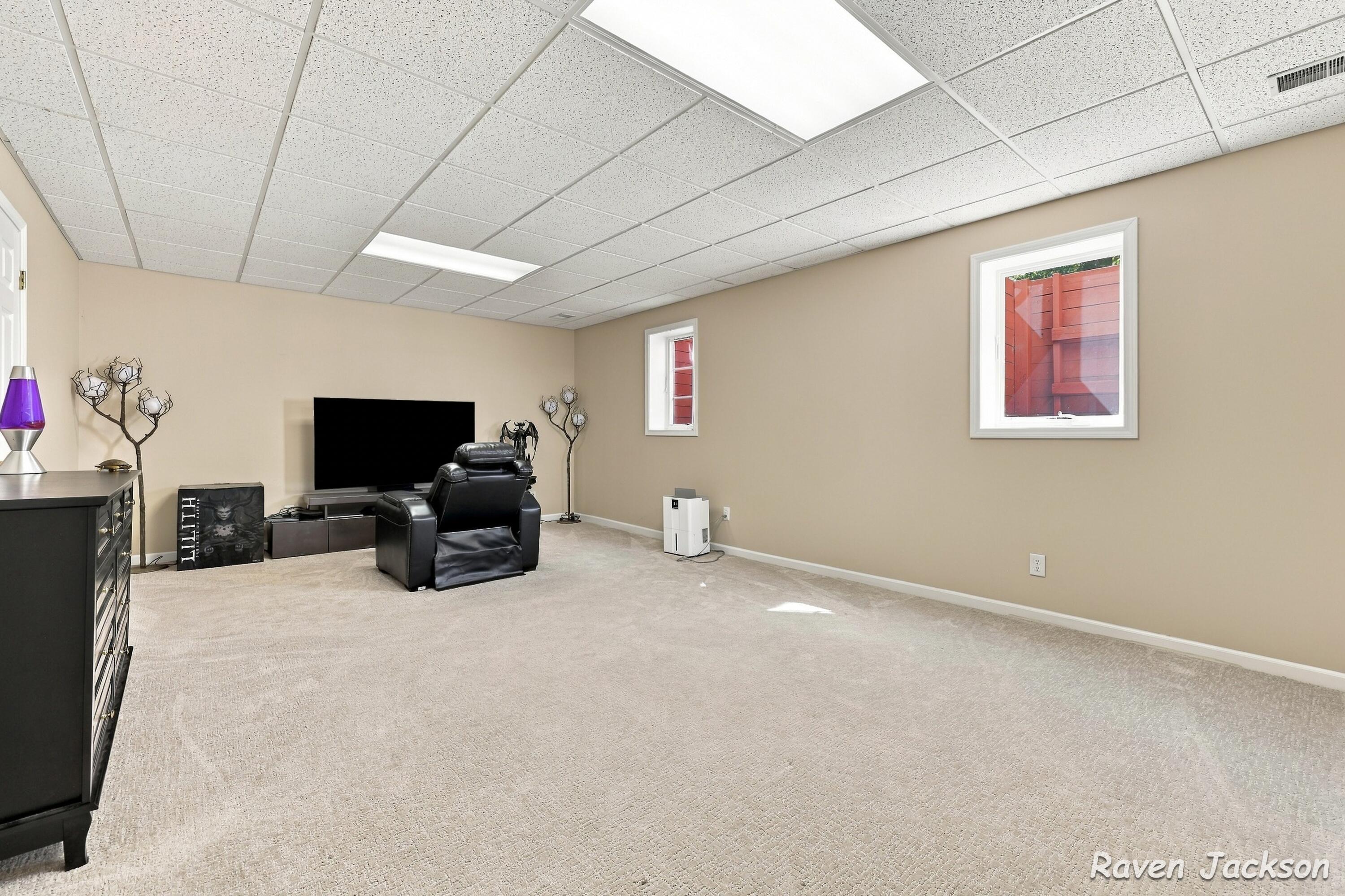 2487 Greenwood Street Muskegon MI 49441