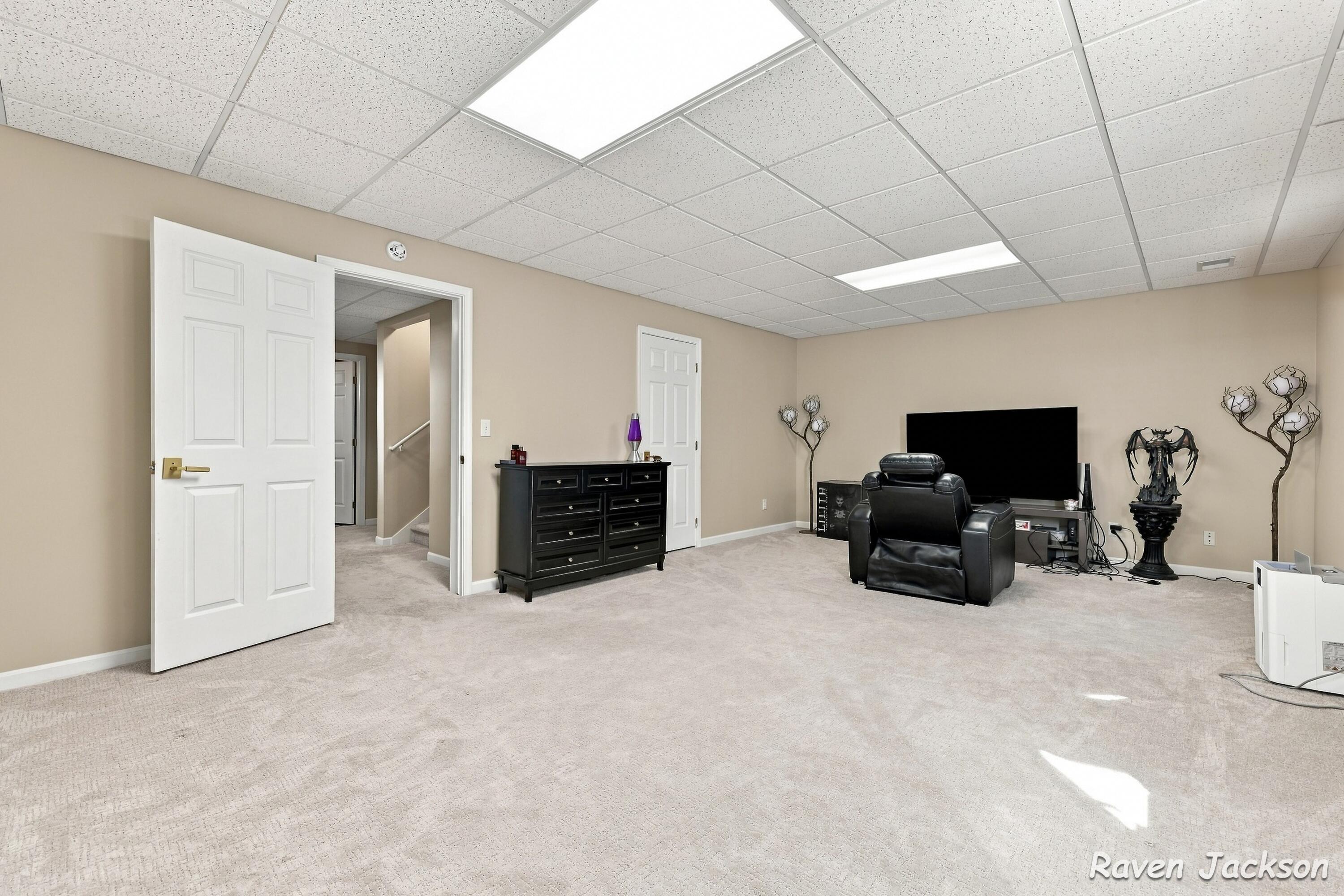 2487 Greenwood Street Muskegon MI 49441
