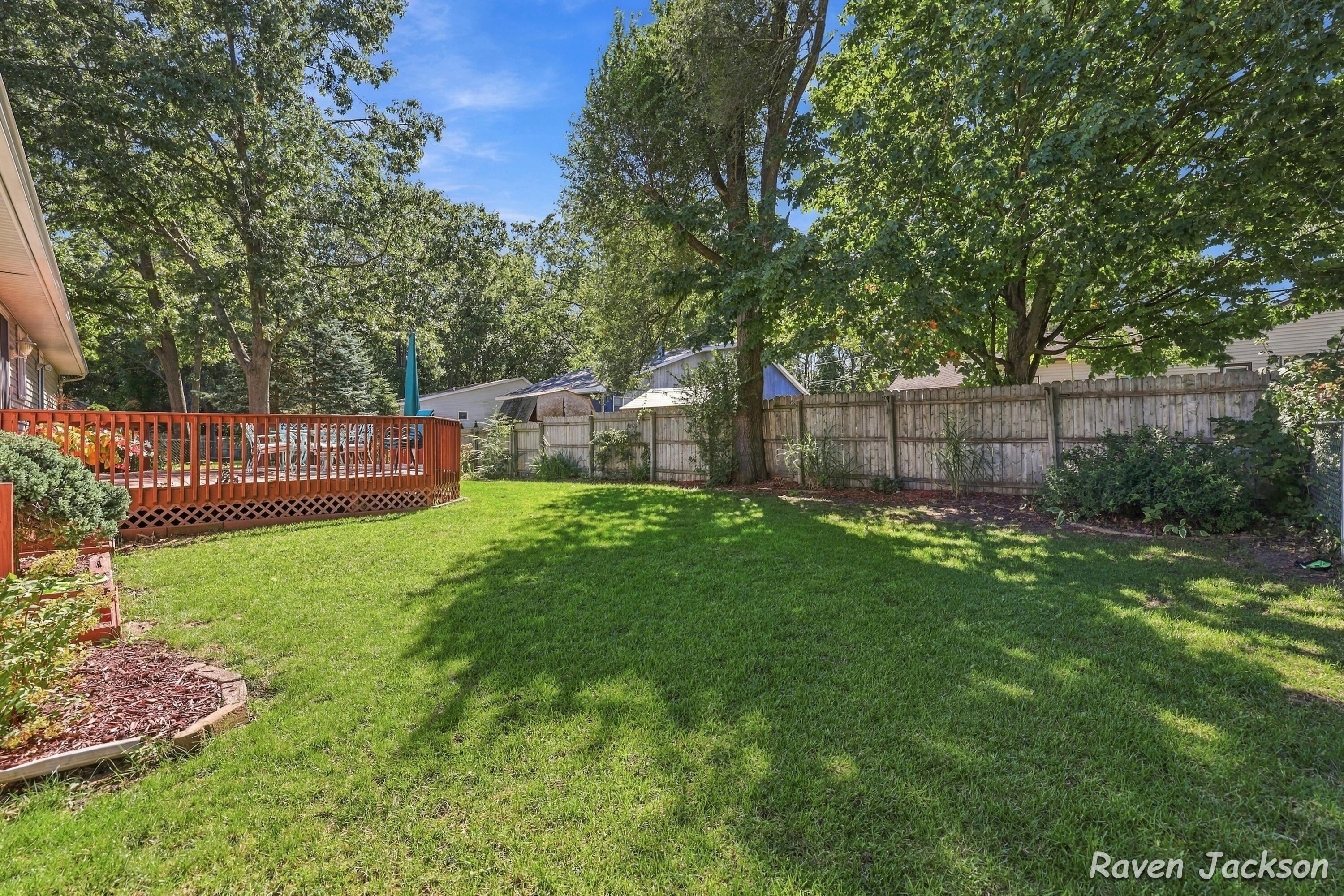 2487 Greenwood Street Muskegon MI 49441