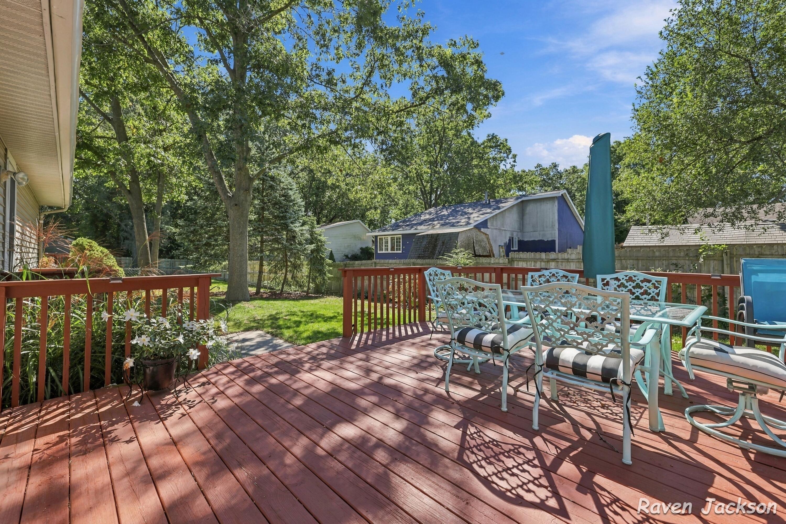 2487 Greenwood Street Muskegon MI 49441