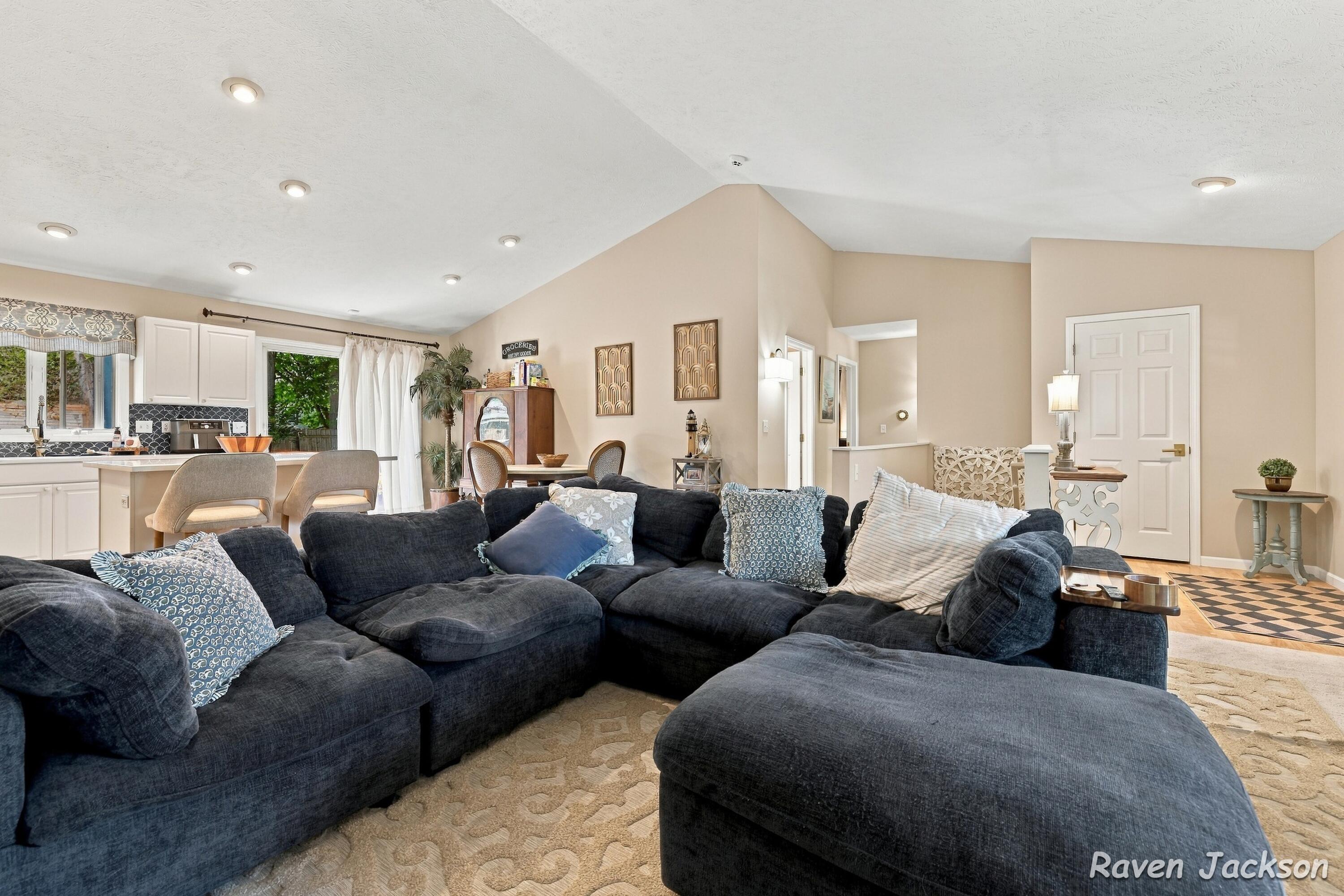 2487 Greenwood Street Muskegon MI 49441