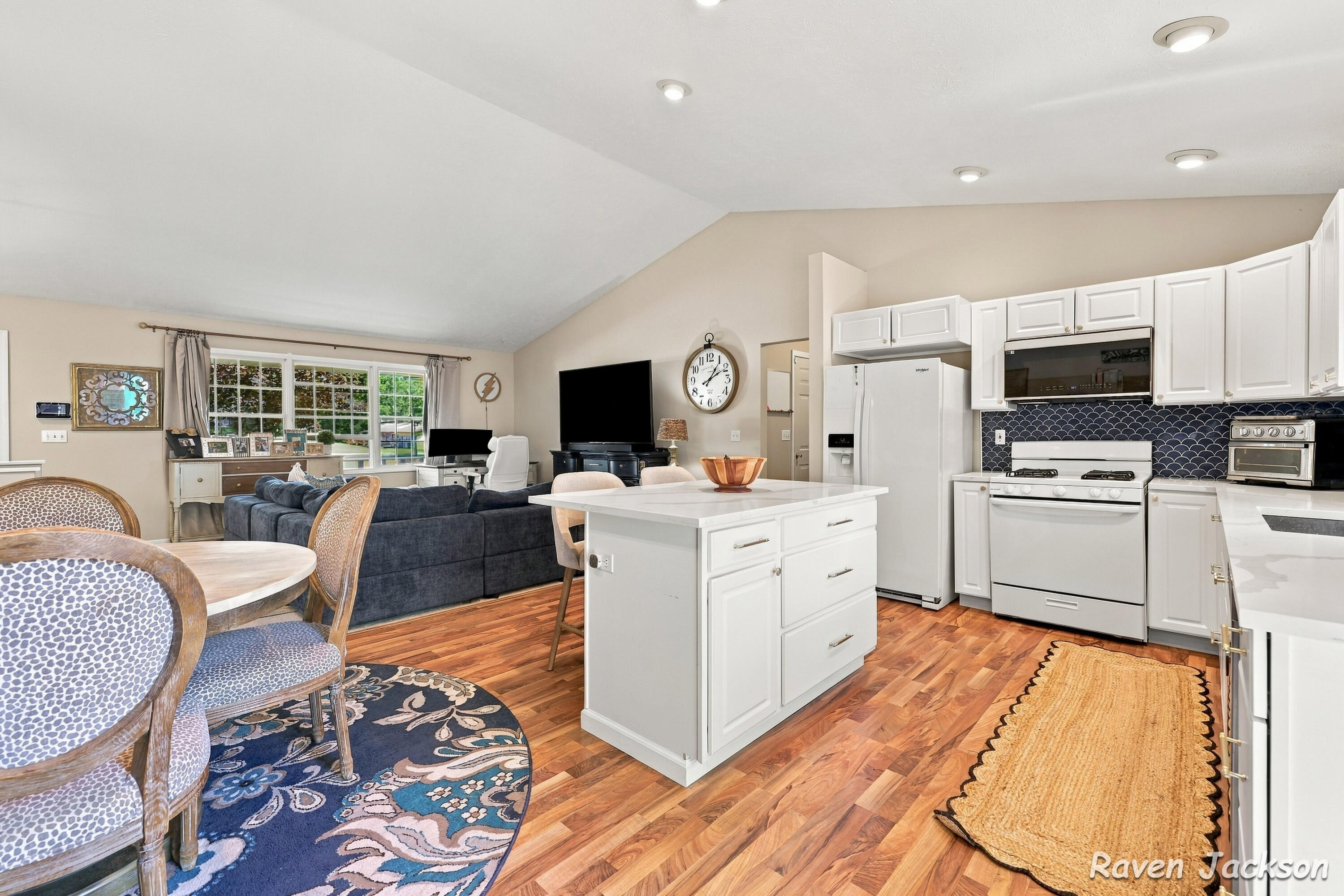 2487 Greenwood Street Muskegon MI 49441