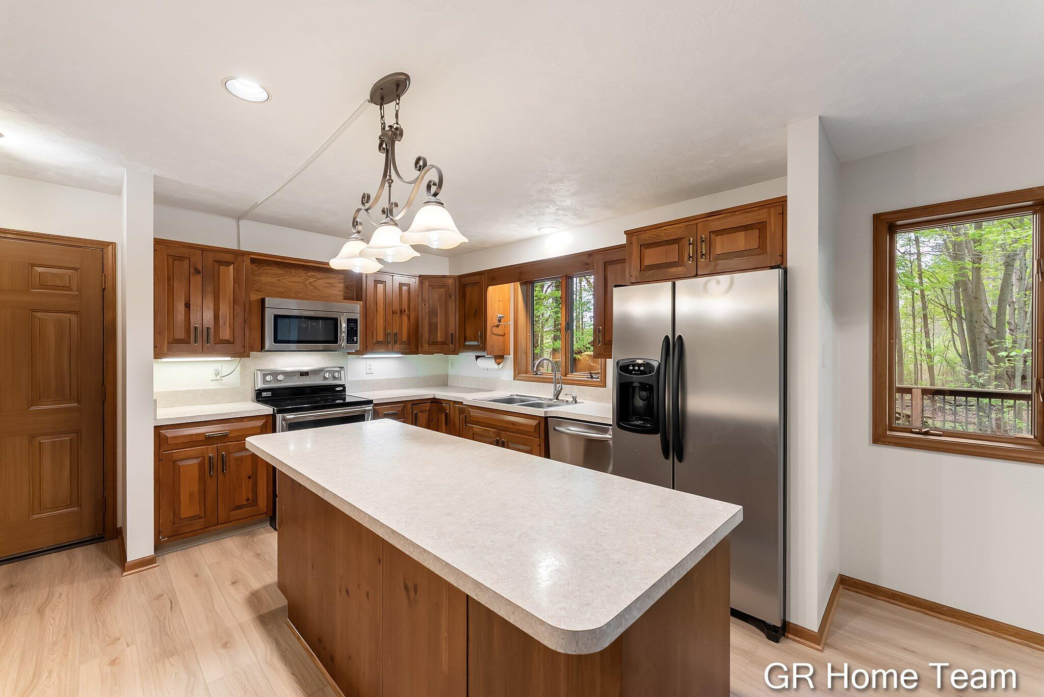 16296 Red Pine Court Holland MI 49424