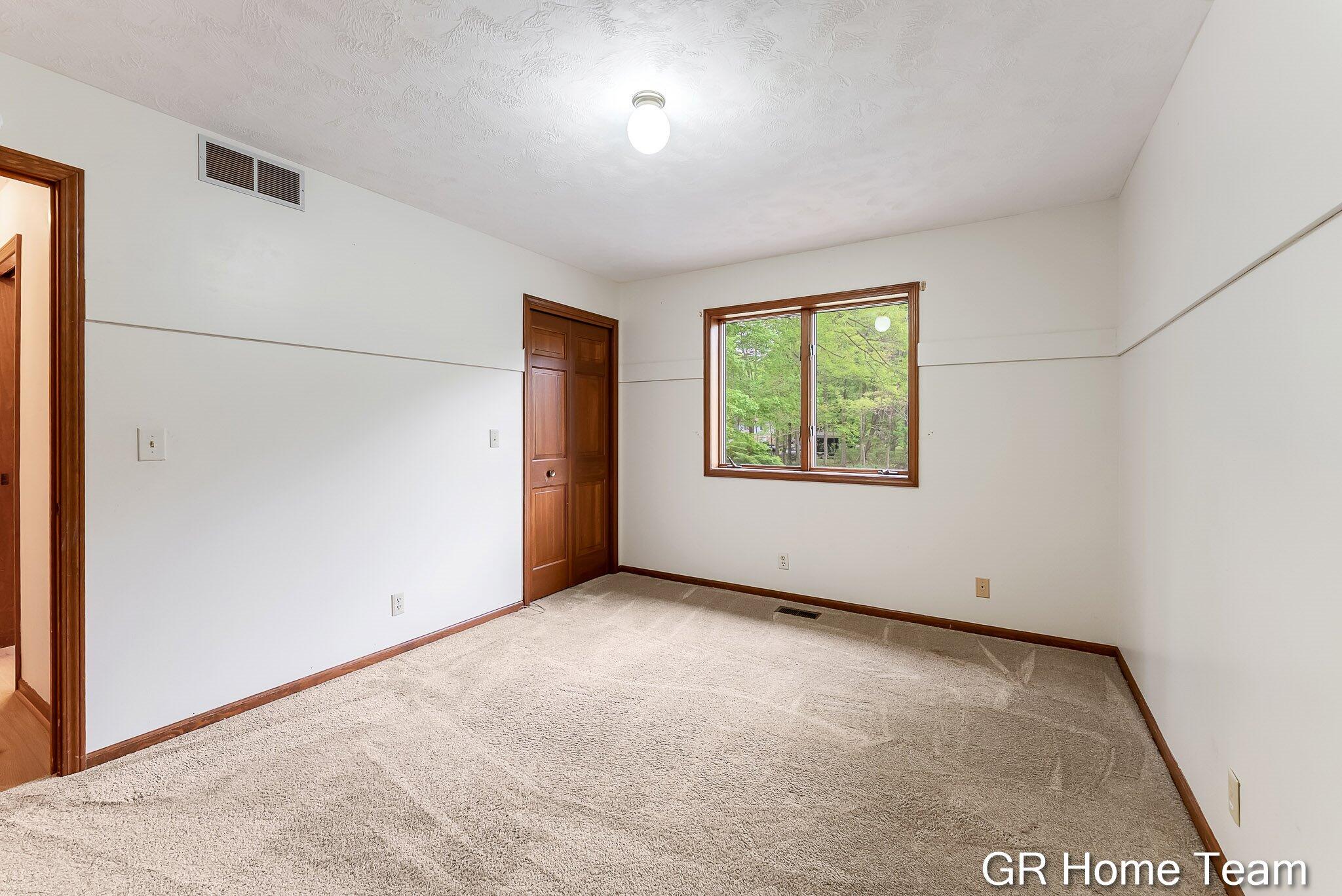 16296 Red Pine Court Holland MI 49424