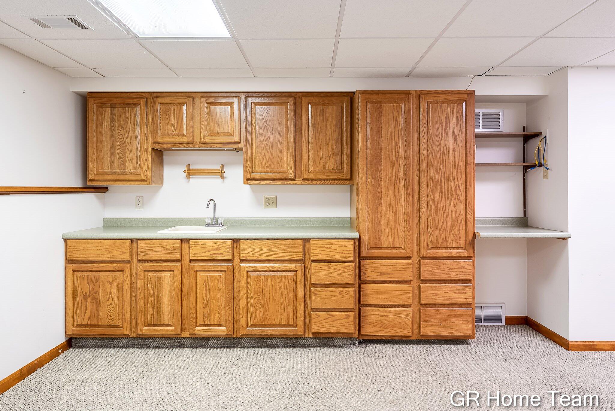16296 Red Pine Court Holland MI 49424
