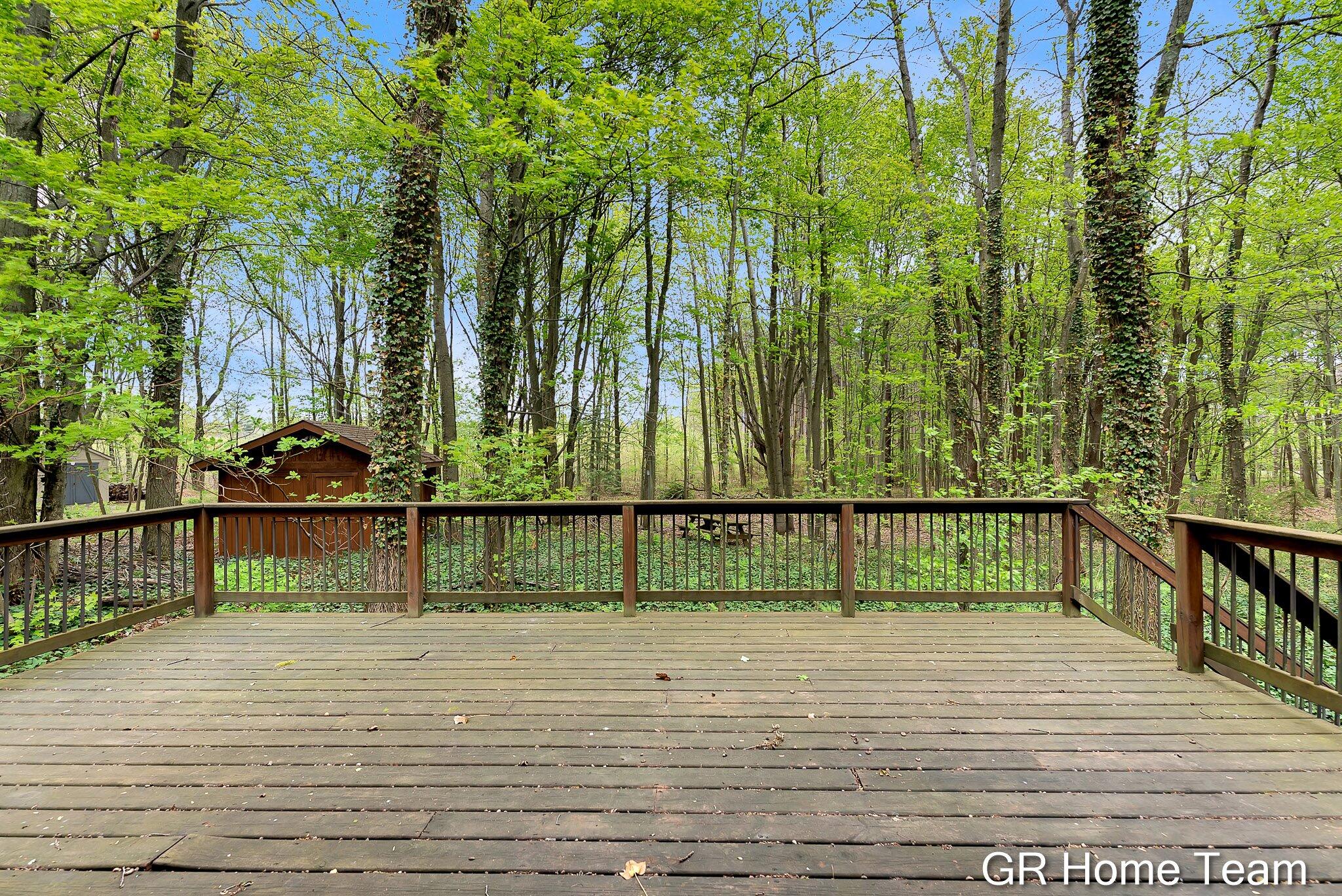 16296 Red Pine Court Holland MI 49424
