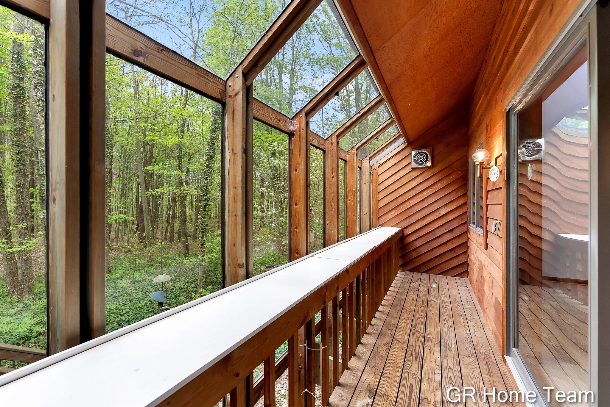 16296 Red Pine Court Holland MI 49424