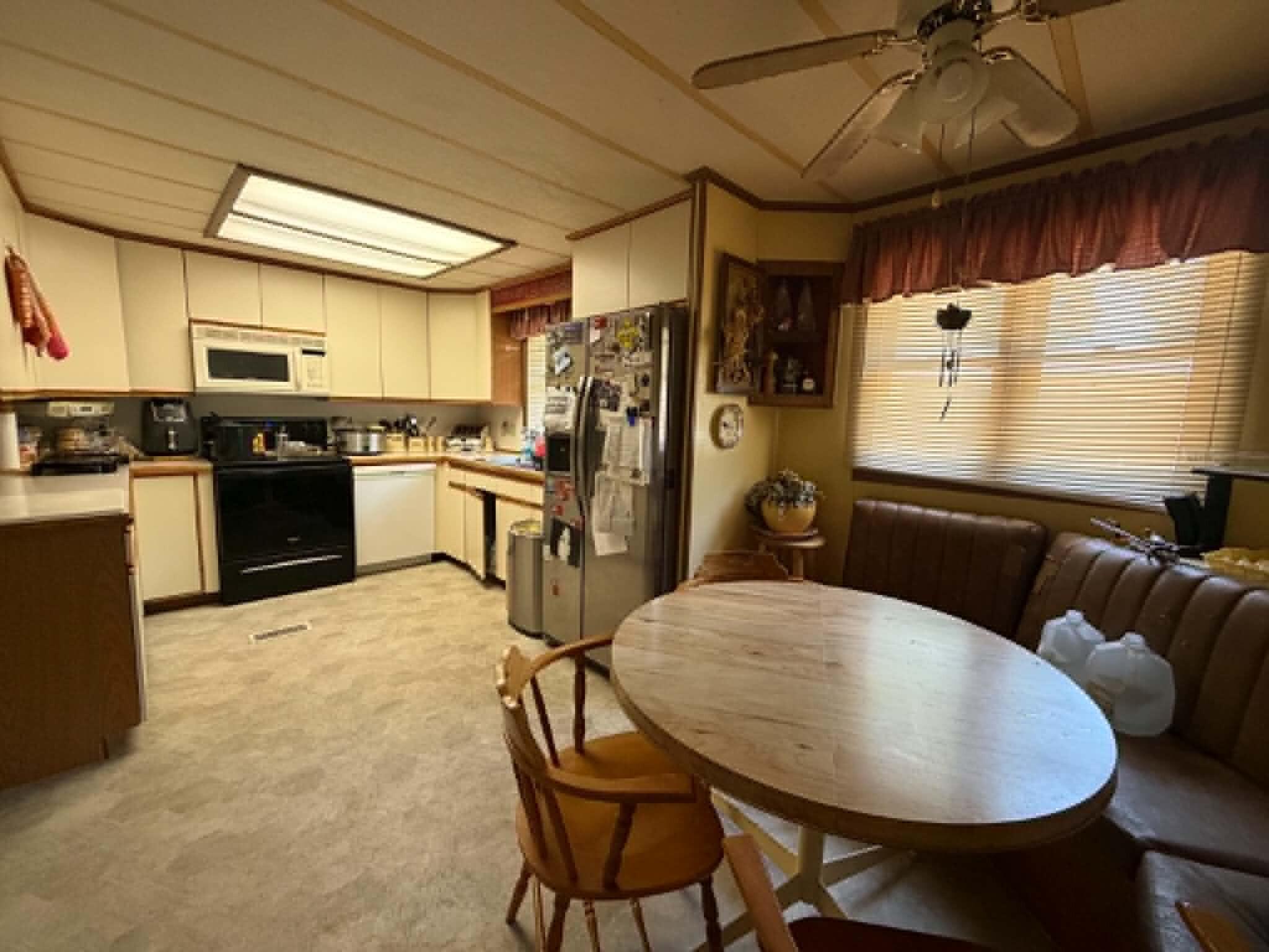 1175 Calgary Drive Norton Shores MI 49444