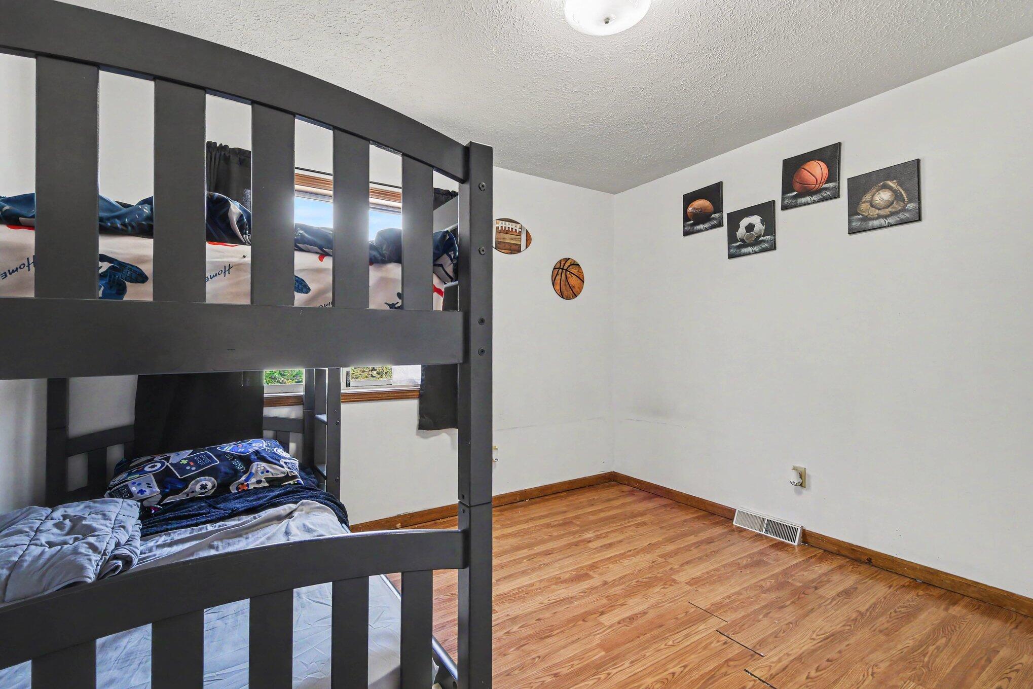 5705 Gatewood Drive SE Grand Rapids MI 49508