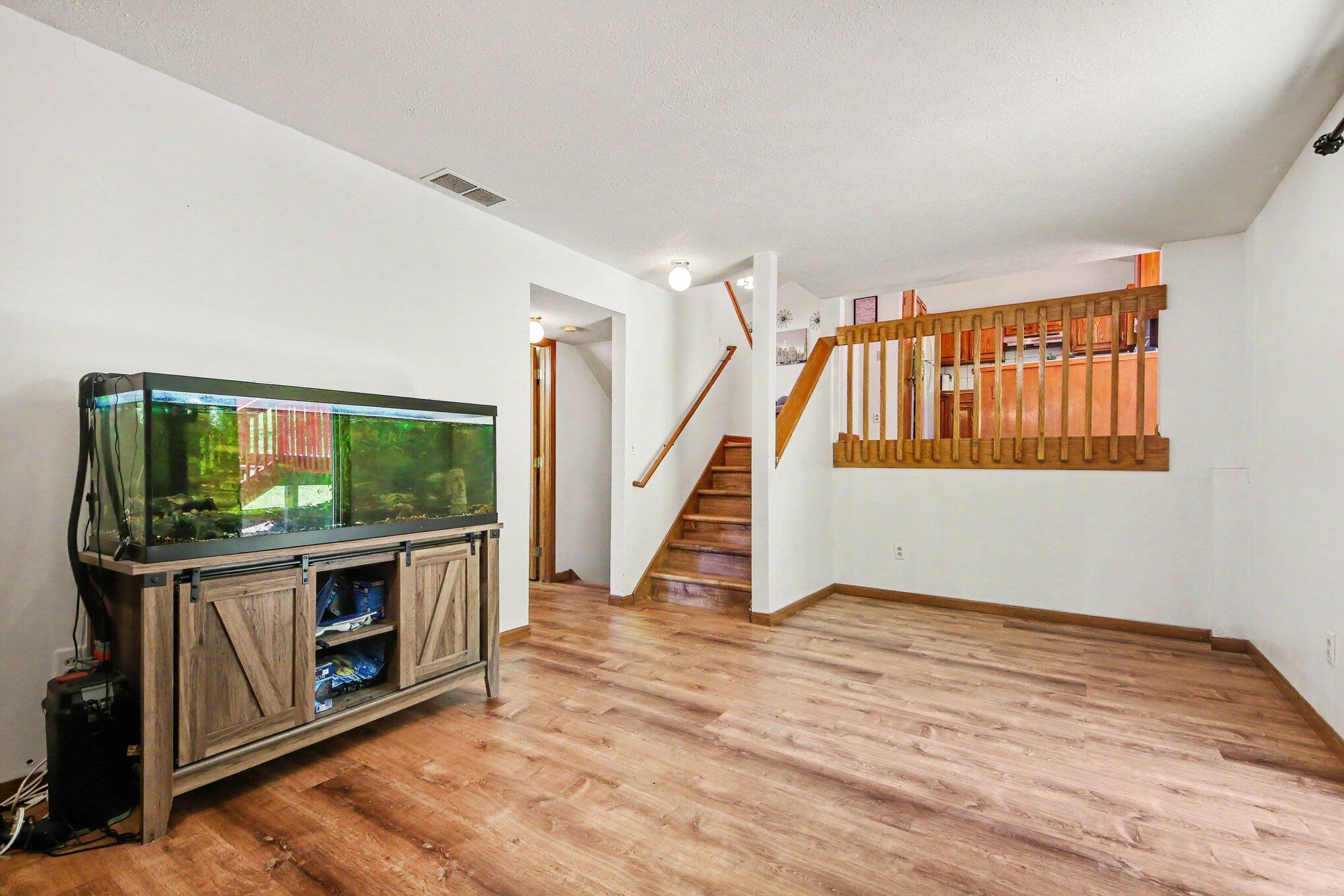 5705 Gatewood Drive SE Grand Rapids MI 49508