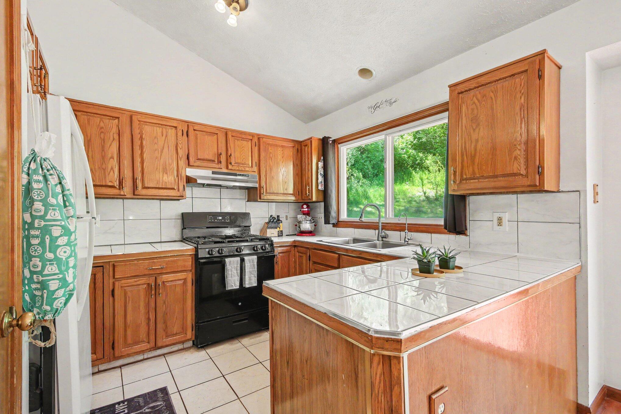 5705 Gatewood Drive SE Grand Rapids MI 49508