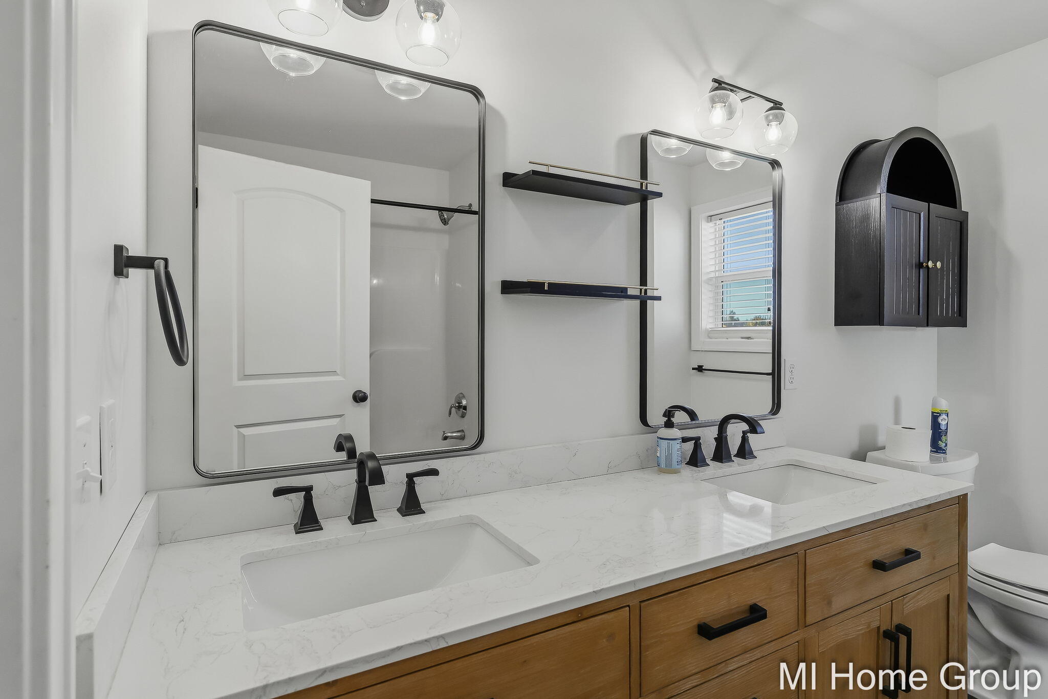 2458 Black Brook Drive Zeeland MI 49464