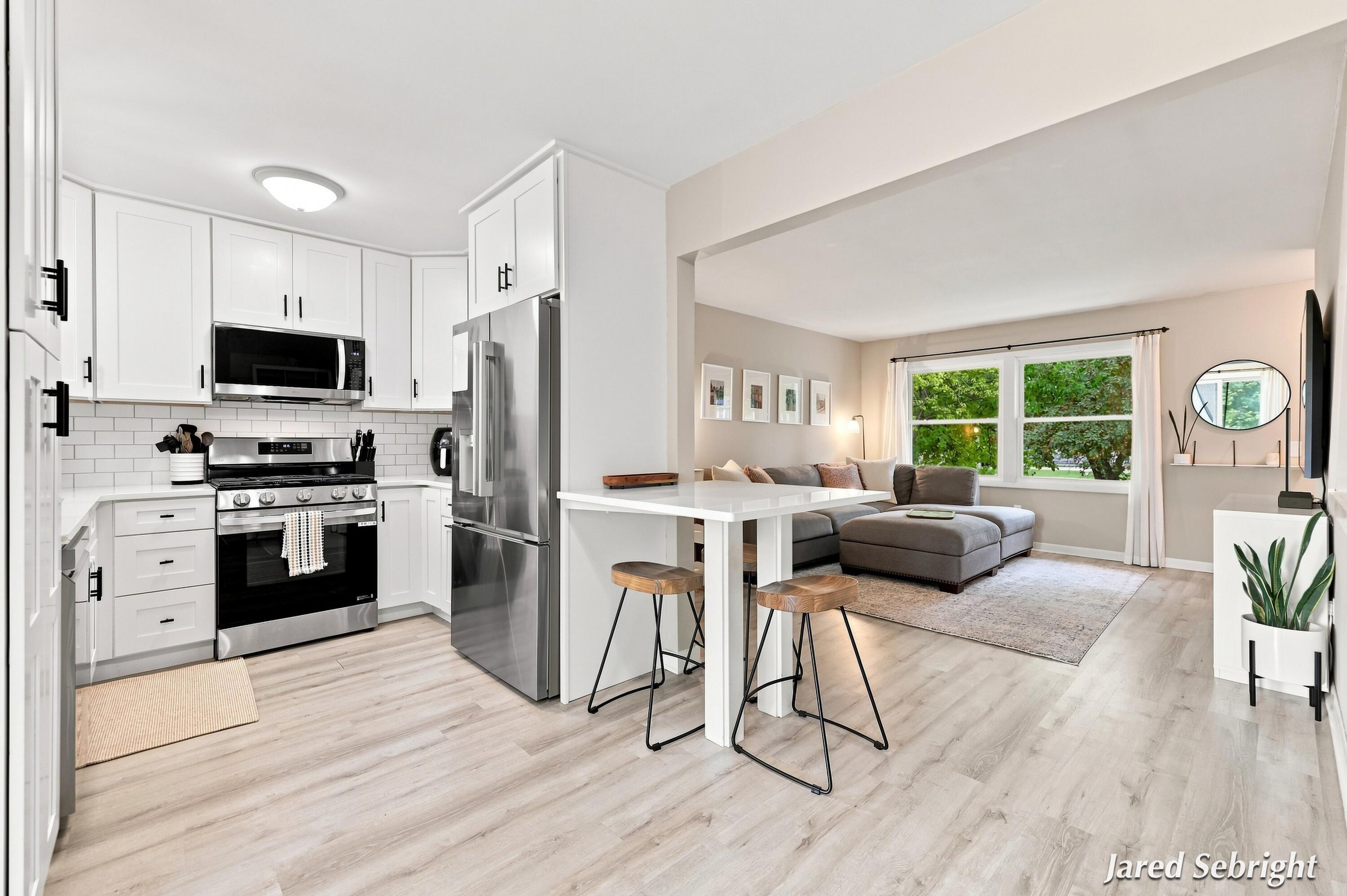149 Loch Lomond Avenue NE Grand Rapids MI 49546