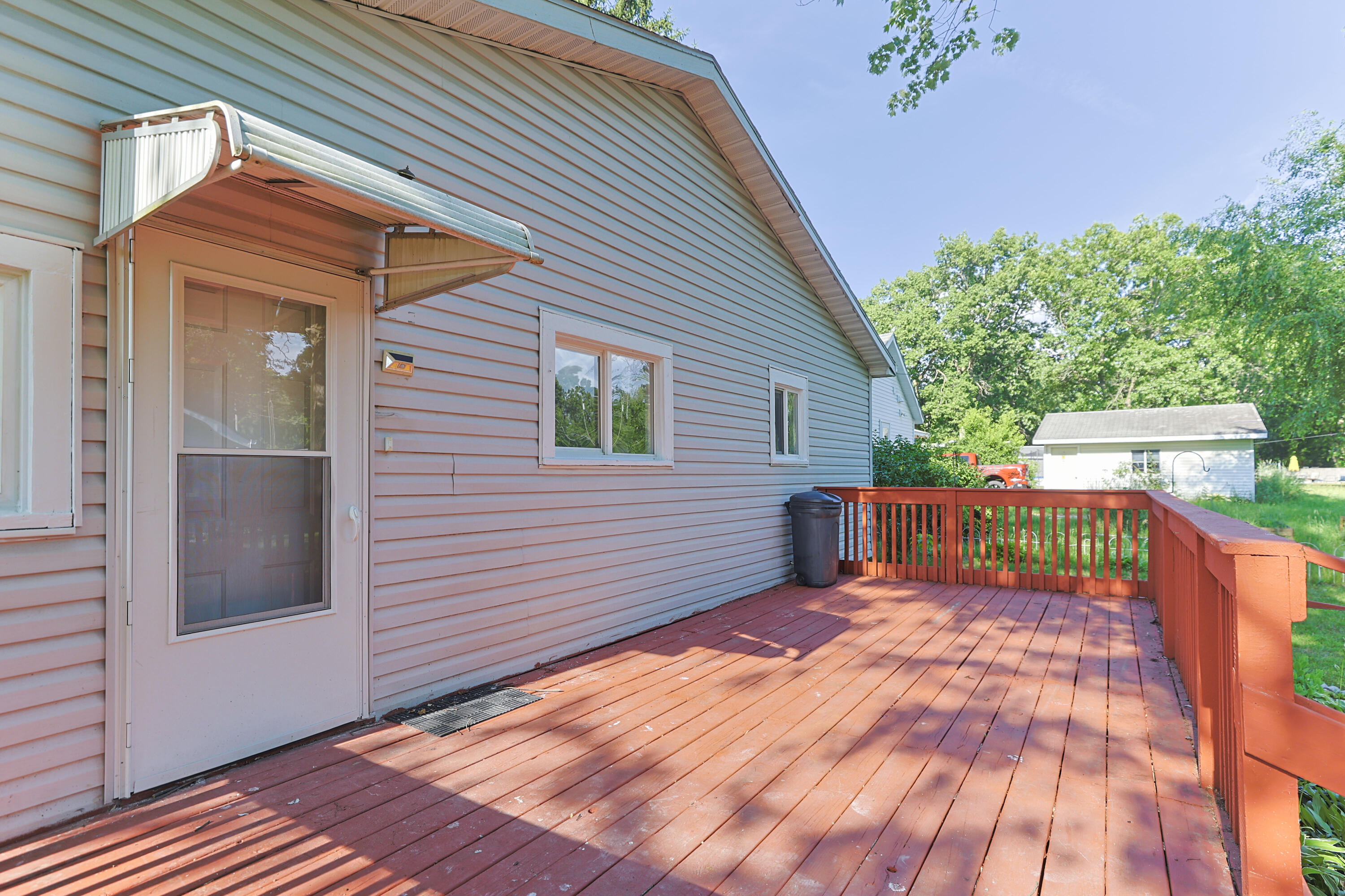 104 Clyborn Street Dowagiac MI 49047
