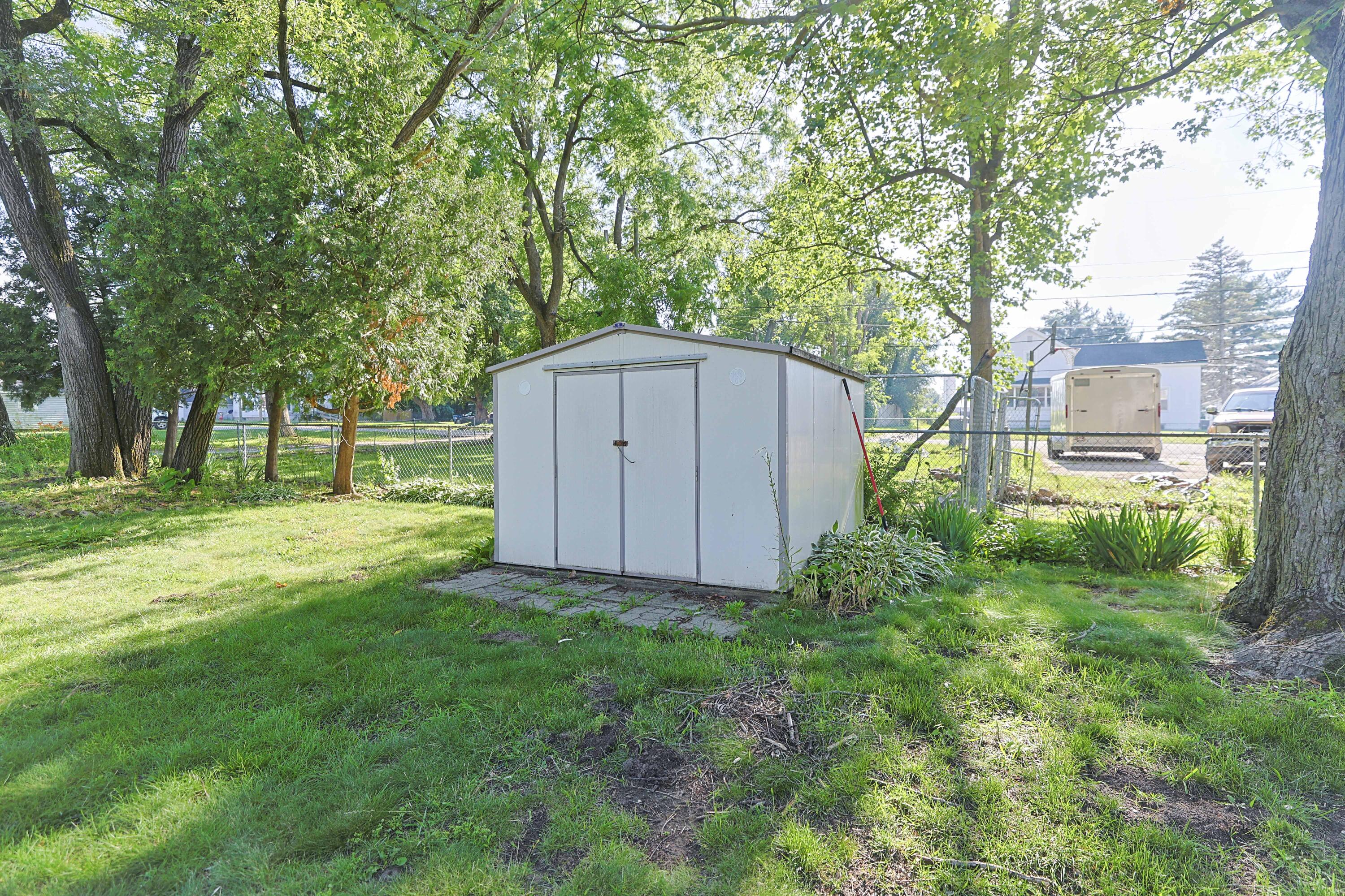 104 Clyborn Street Dowagiac MI 49047