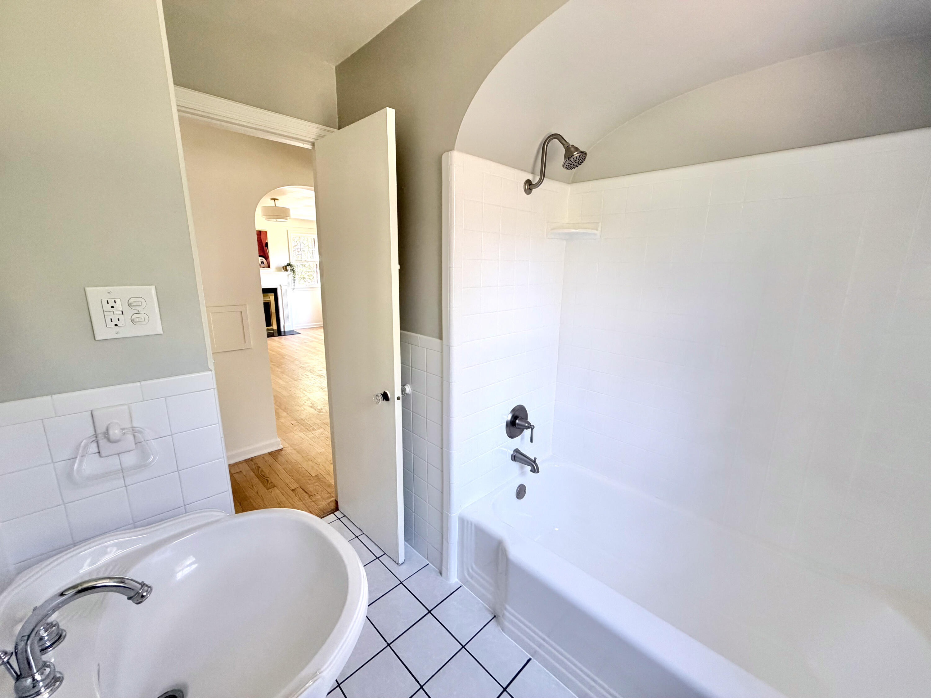 4270 Hunsberger Avenue NE Grand Rapids MI 49525
