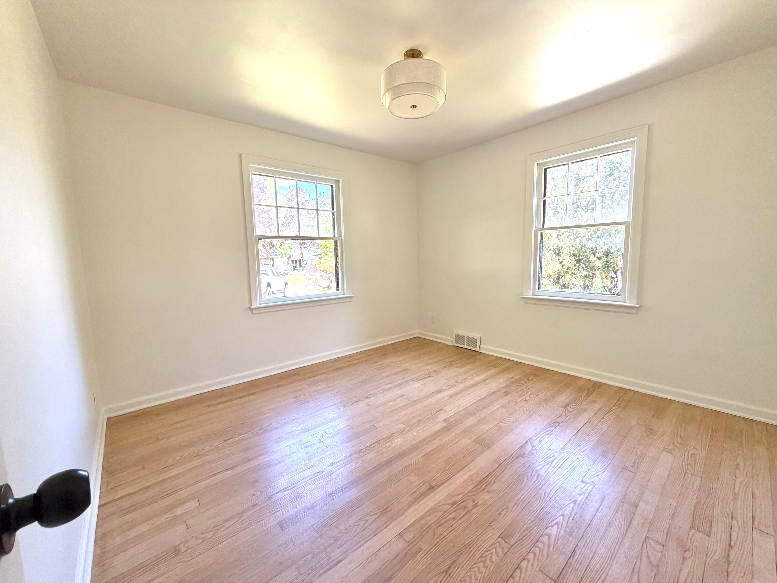4270 Hunsberger Avenue NE Grand Rapids MI 49525
