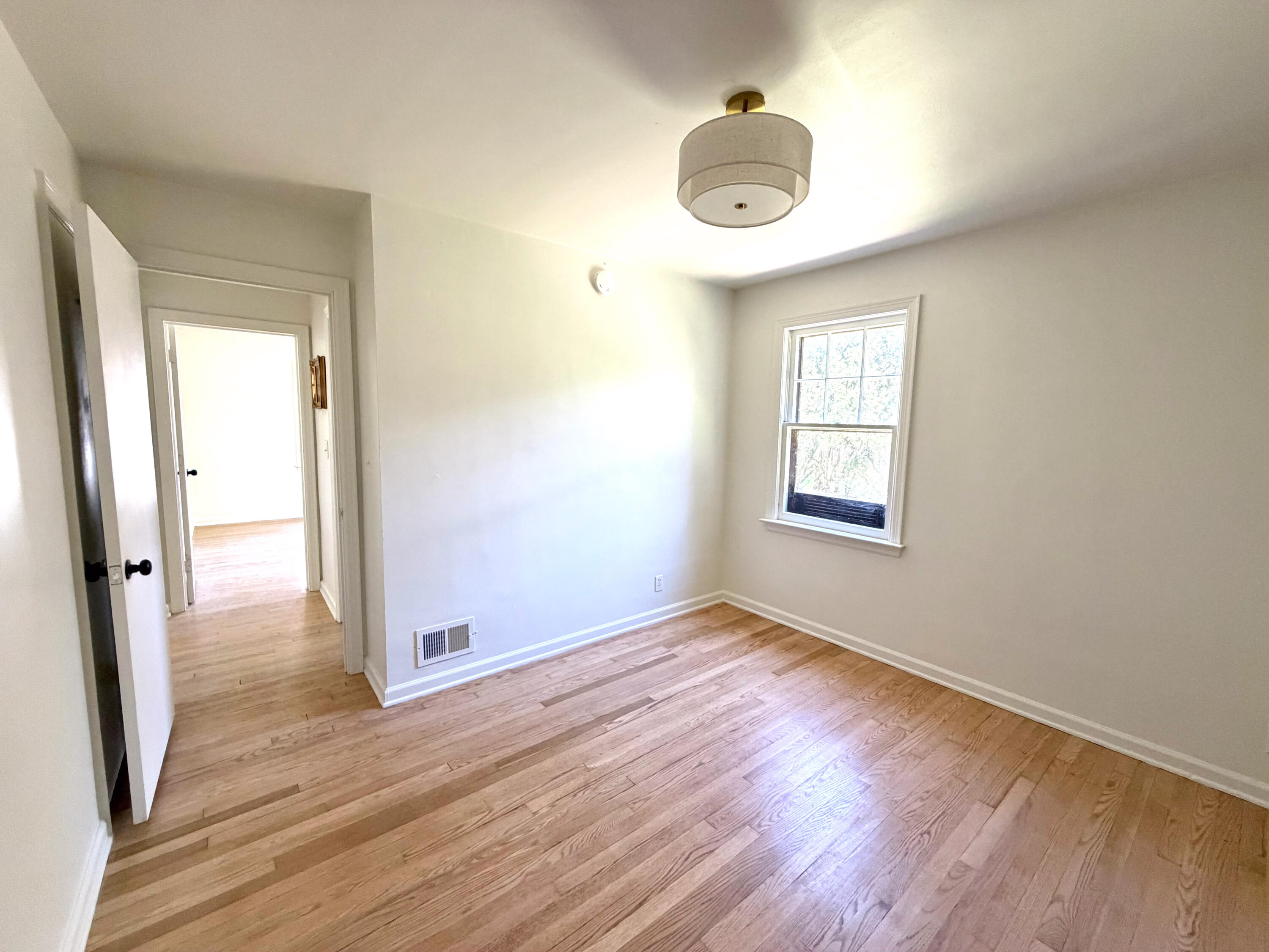 4270 Hunsberger Avenue NE Grand Rapids MI 49525