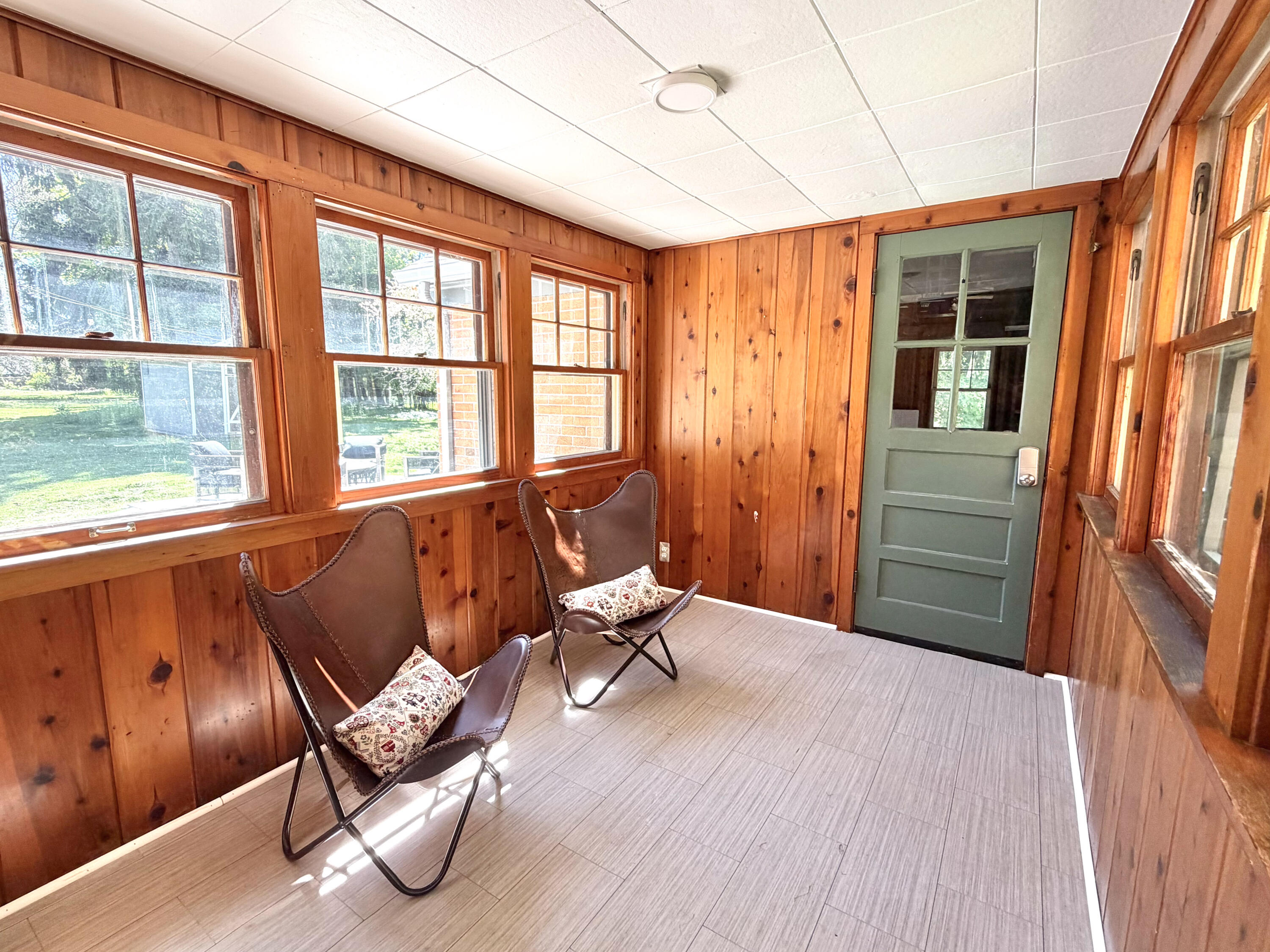 4270 Hunsberger Avenue NE Grand Rapids MI 49525