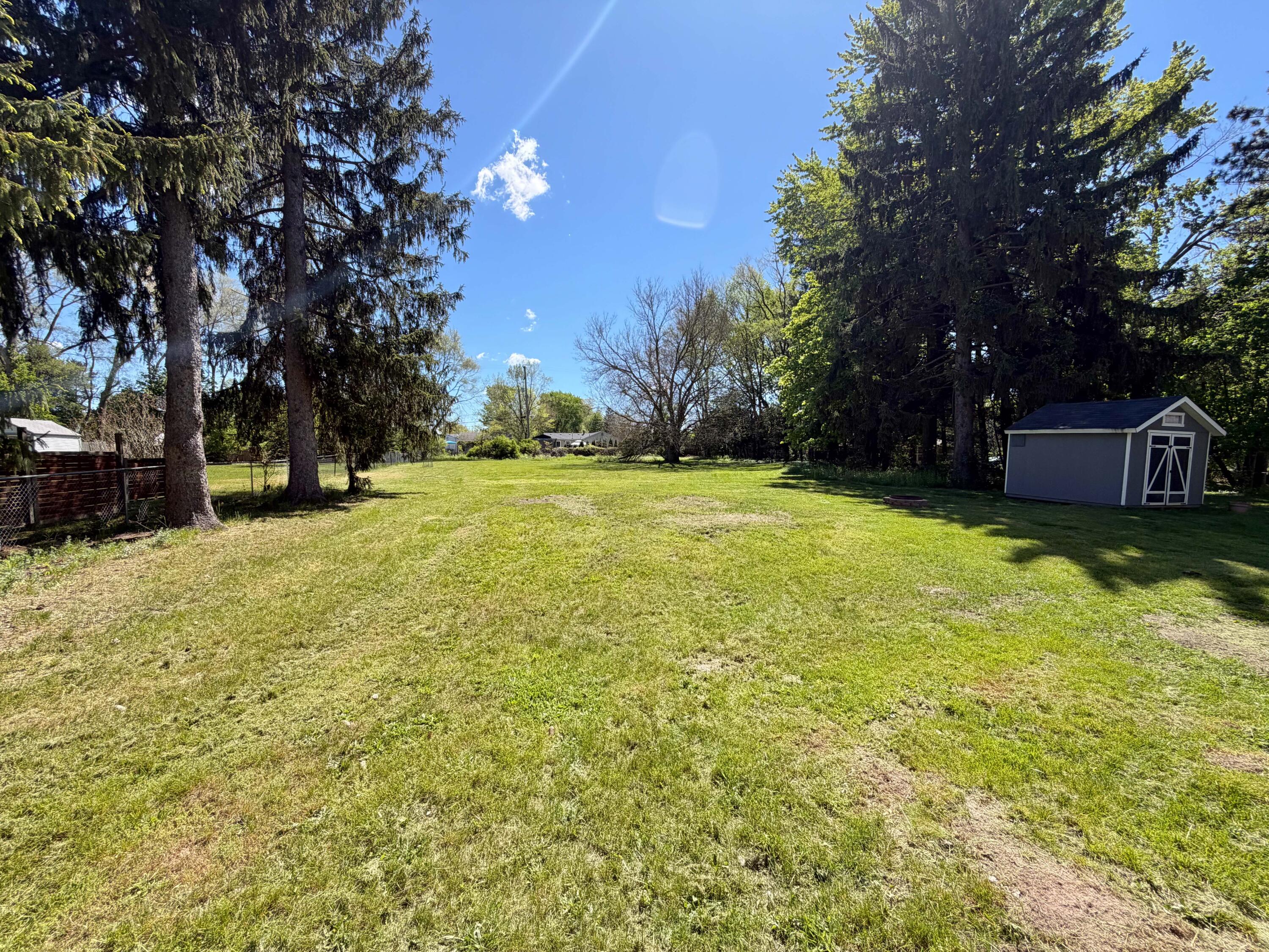 4270 Hunsberger Avenue NE Grand Rapids MI 49525