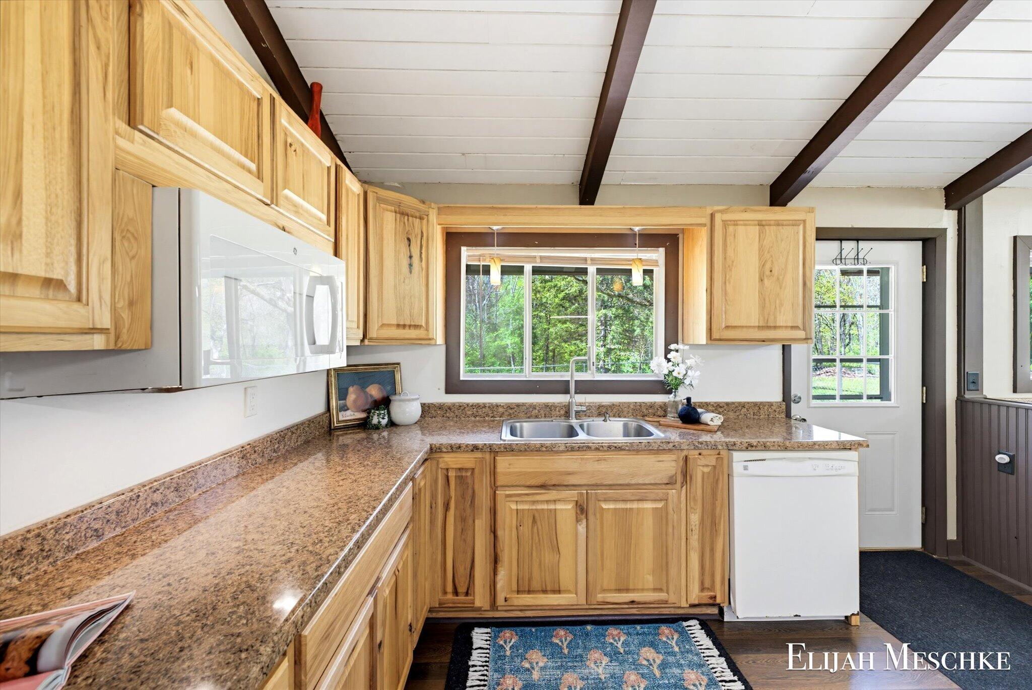 9670 Almena Drive Kalamazoo MI 49009