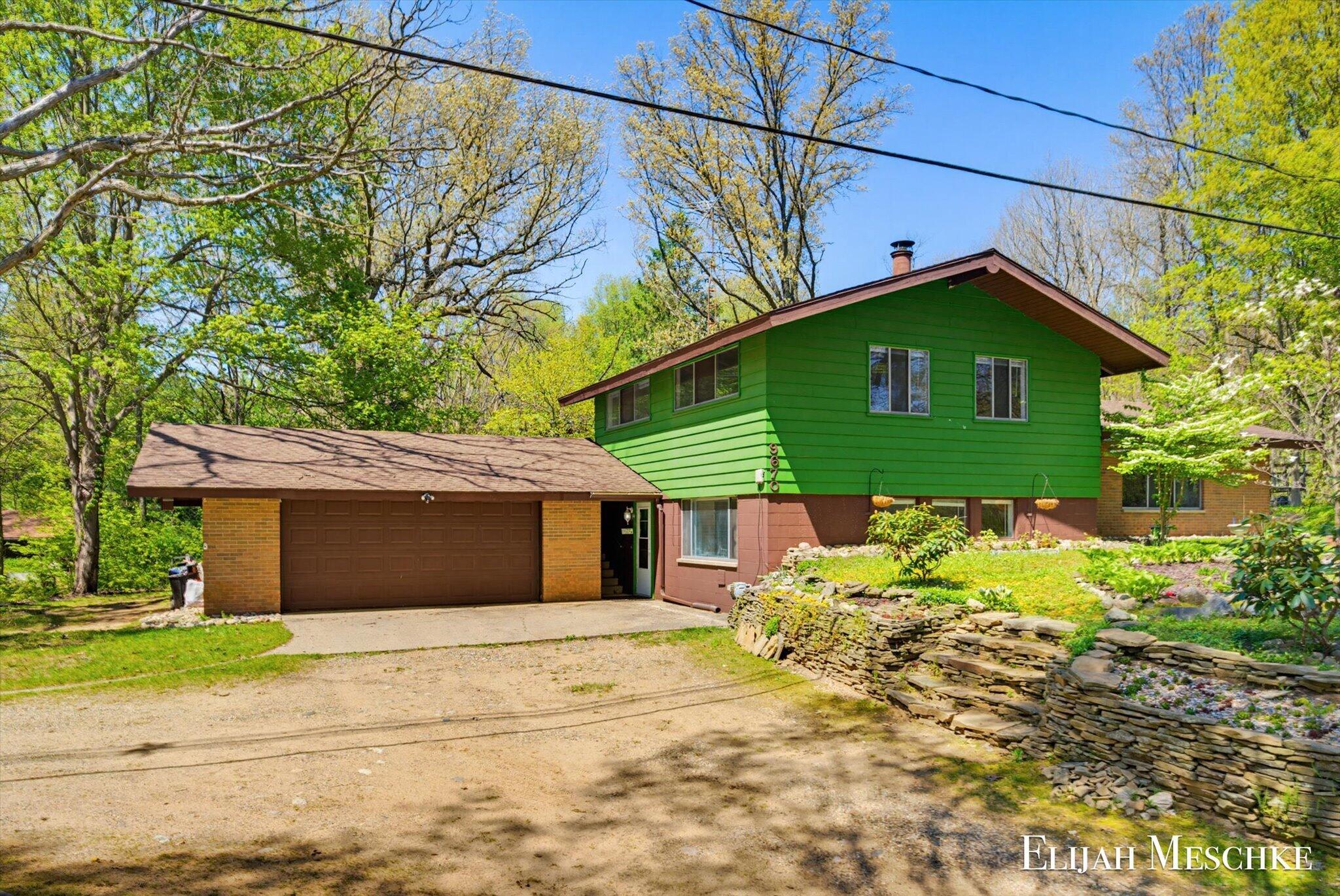 9670 Almena Drive Kalamazoo MI 49009