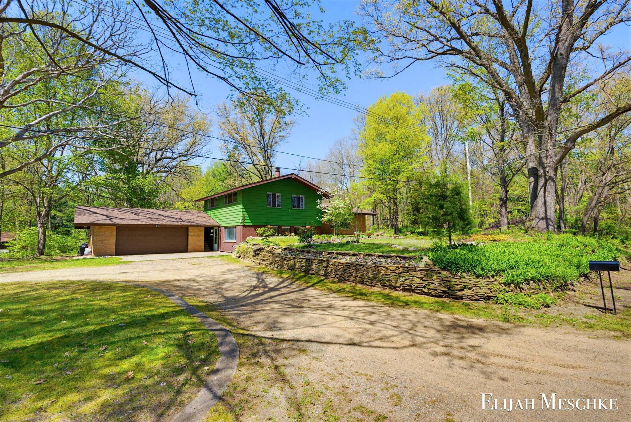 9670 Almena Drive Kalamazoo MI 49009