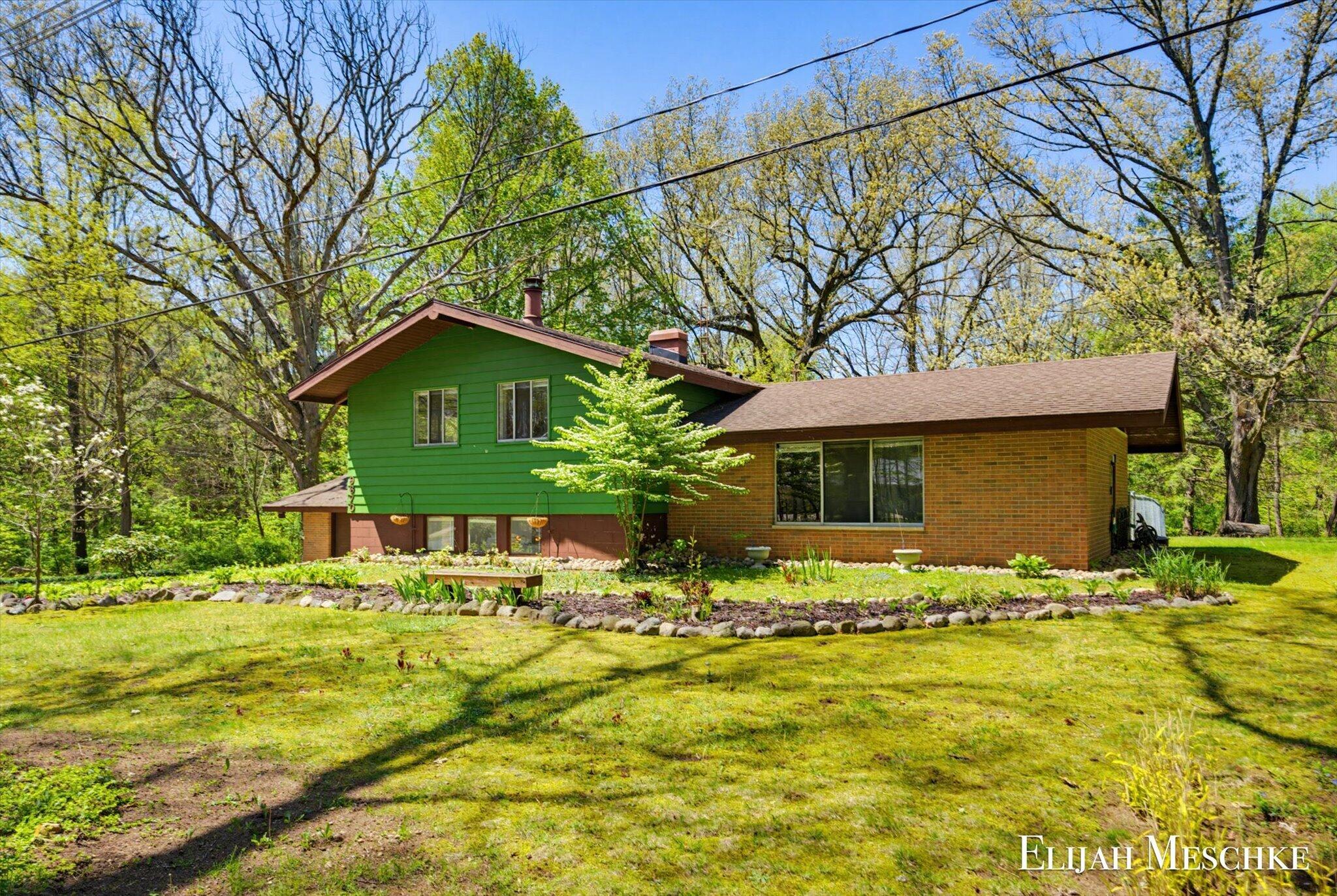 9670 Almena Drive Kalamazoo MI 49009