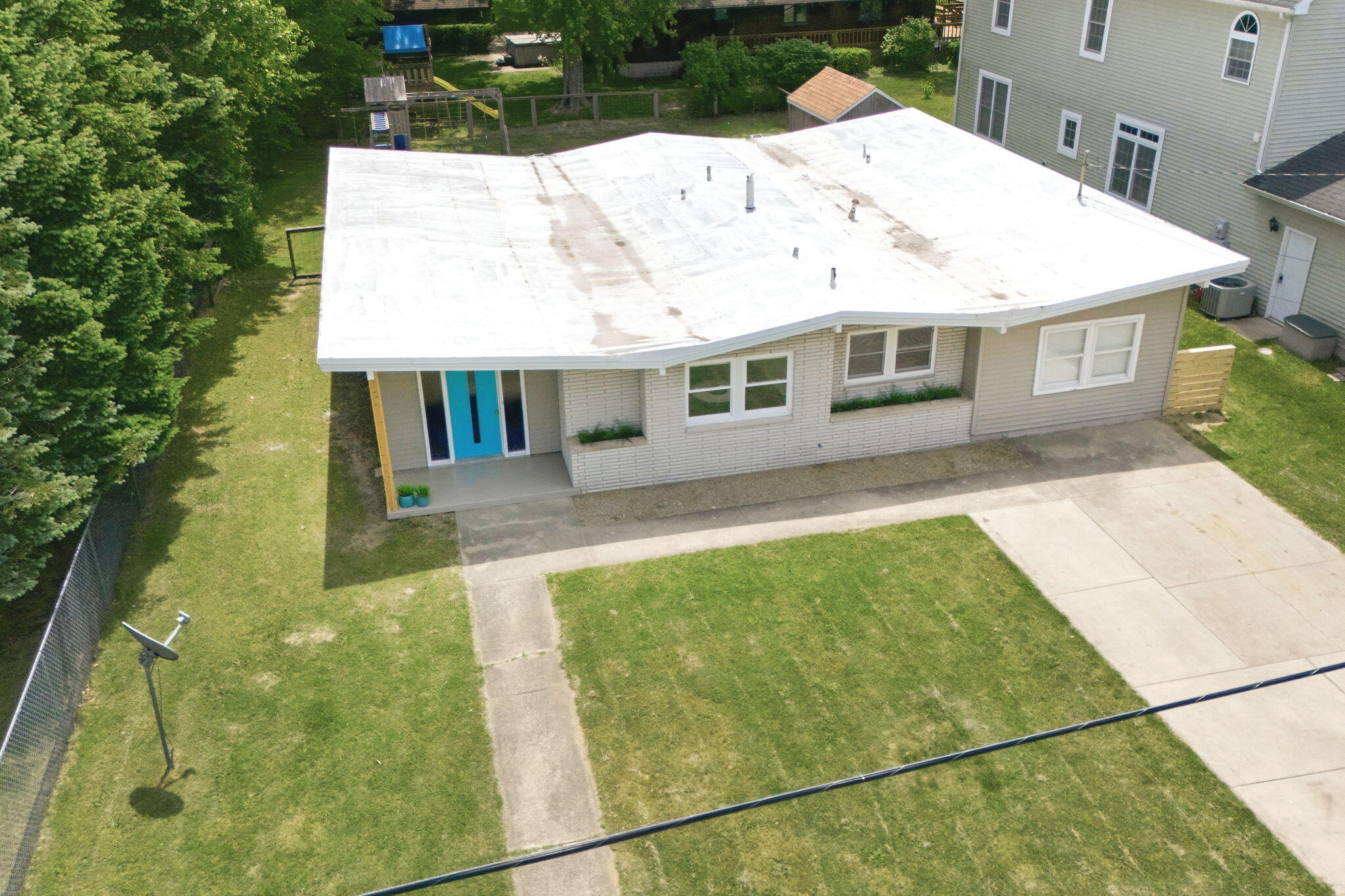 815 W Detroit Street New Buffalo MI 49117