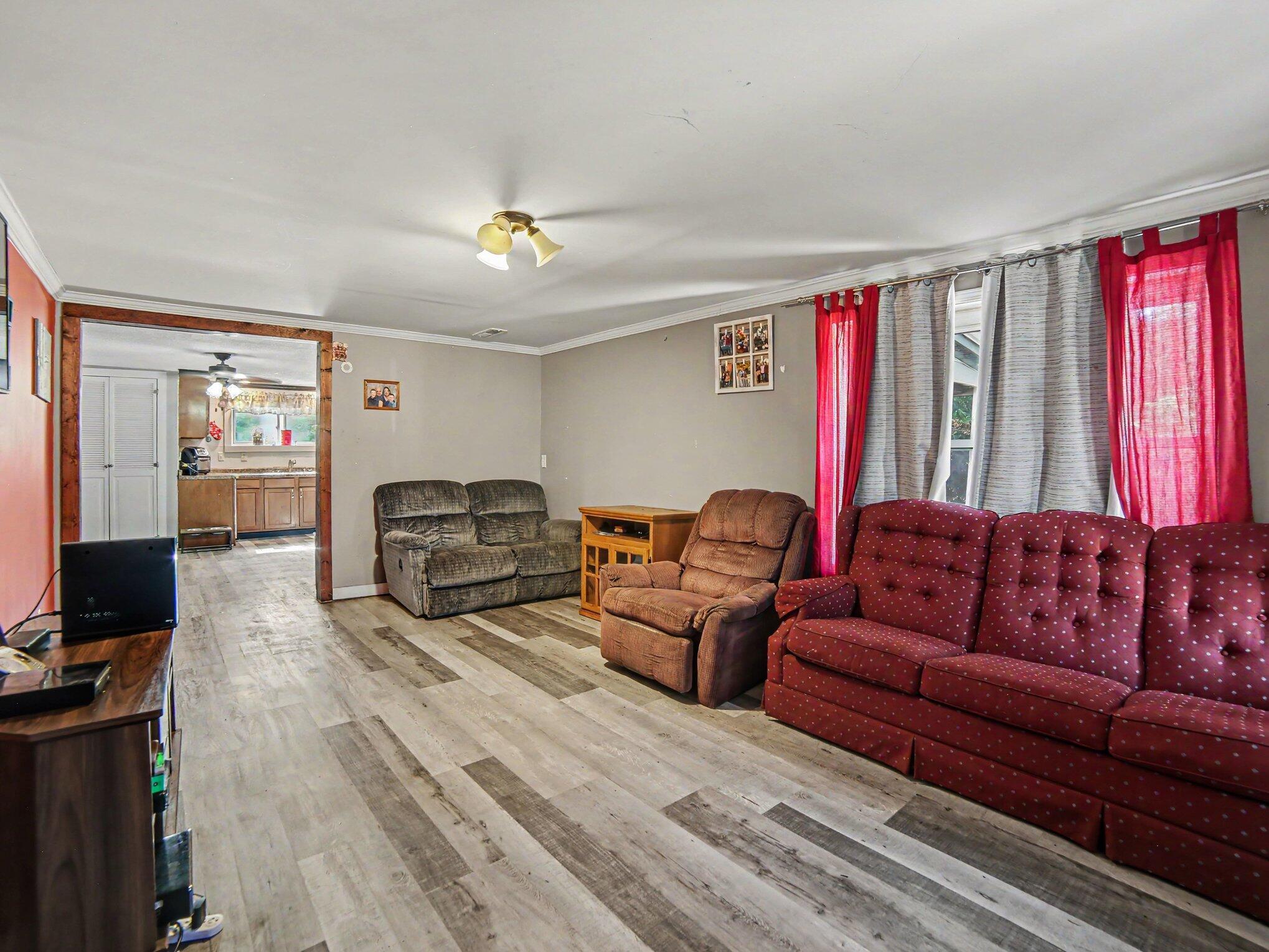 62 S Stewart Street Muskegon MI 49442